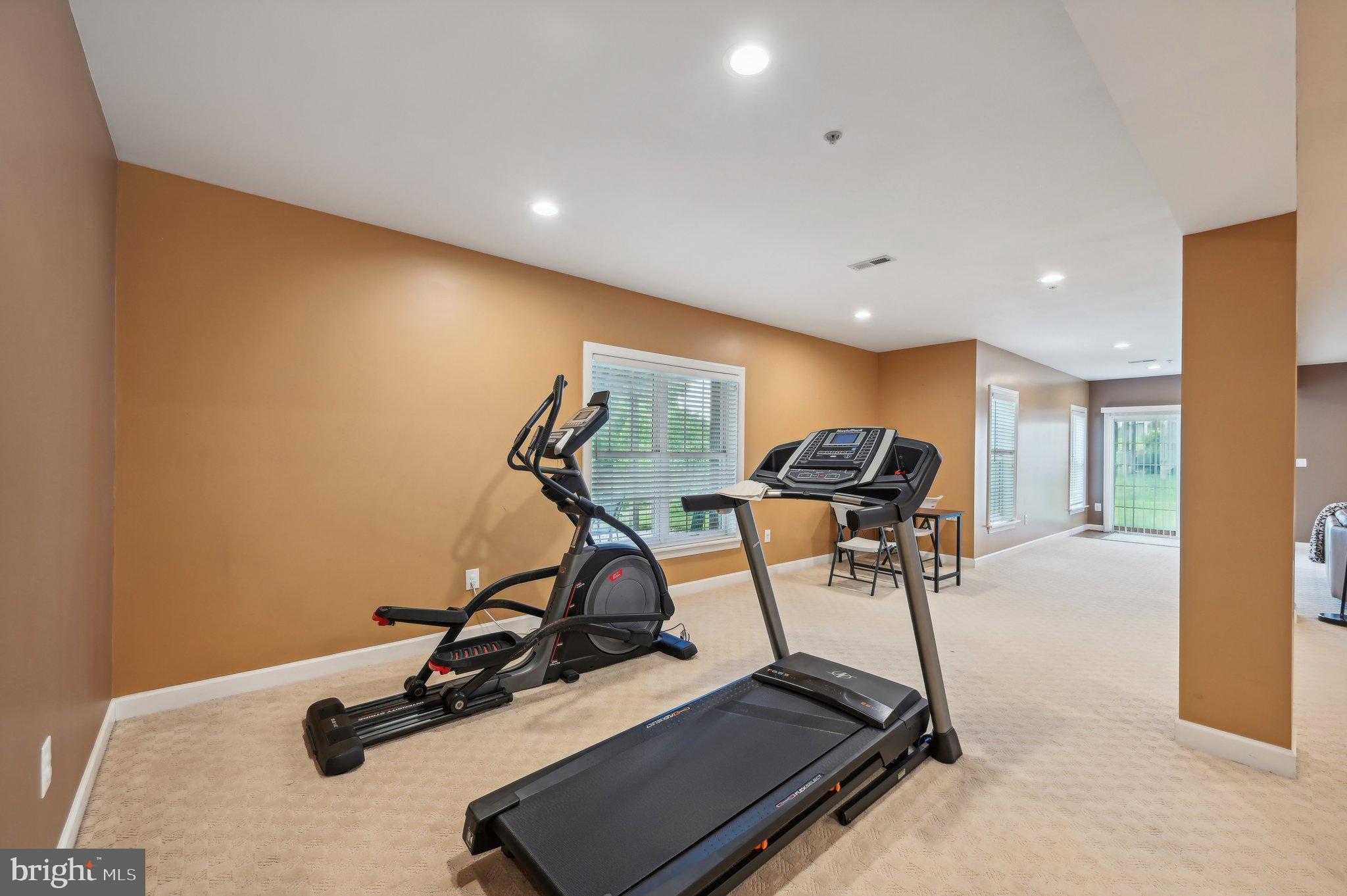 SUMMERFIELD CROSSING - Residential