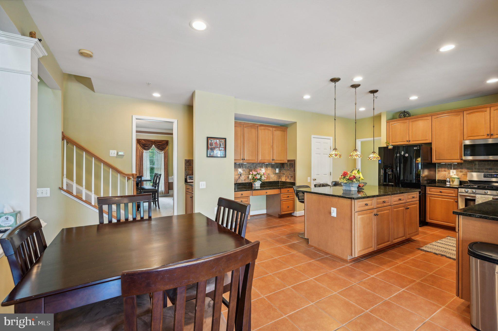 SUMMERFIELD CROSSING - Residential