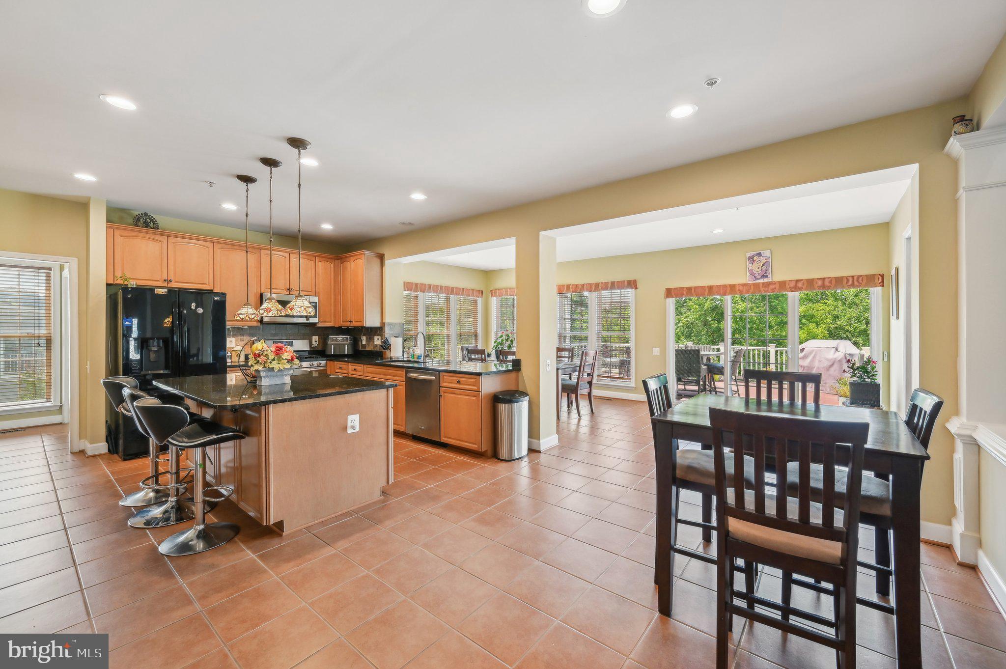 SUMMERFIELD CROSSING - Residential