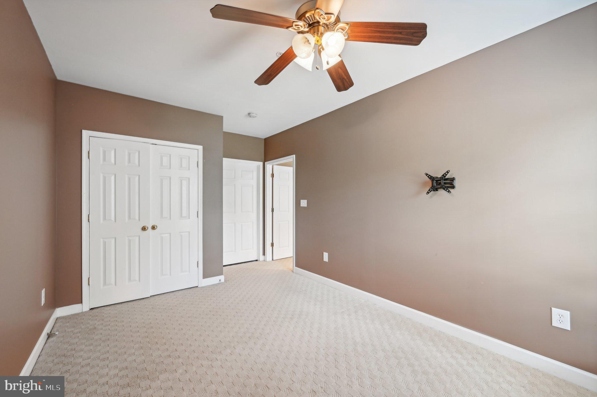 SUMMERFIELD CROSSING - Residential