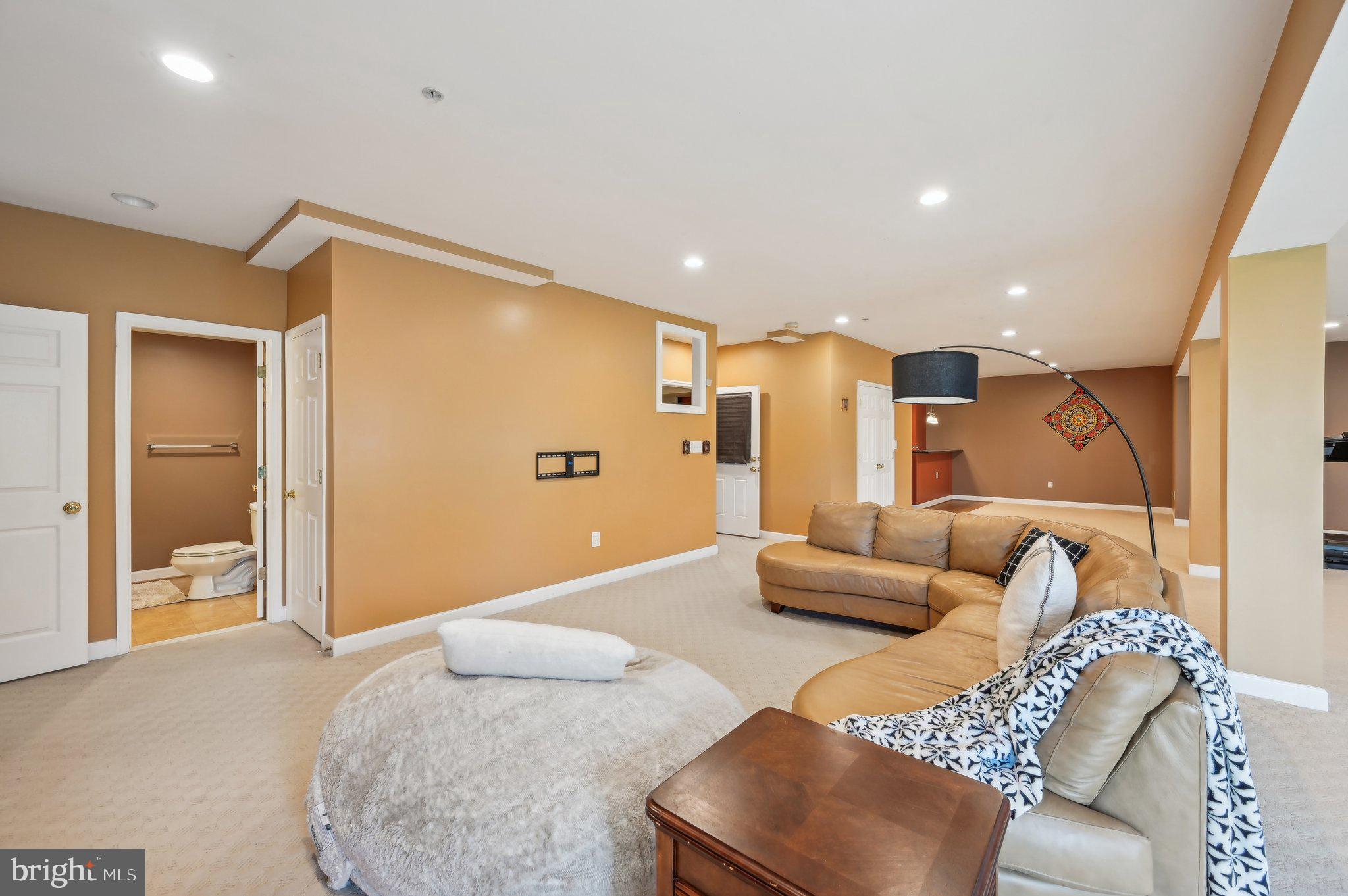 SUMMERFIELD CROSSING - Residential