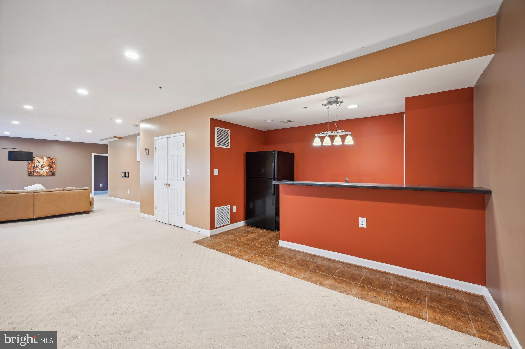 SUMMERFIELD CROSSING - Residential