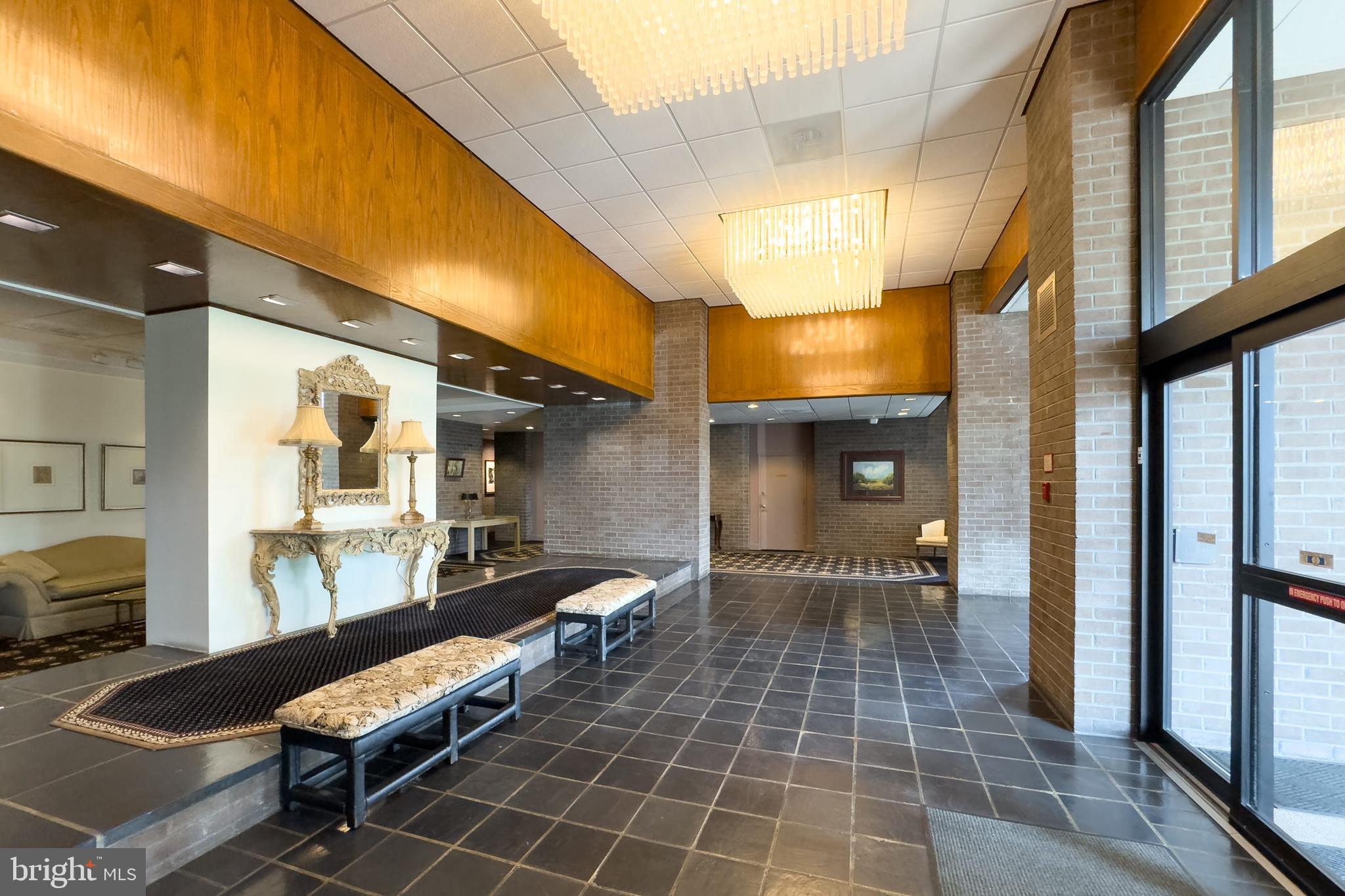 REGENCY AT MCLEAN - Residential