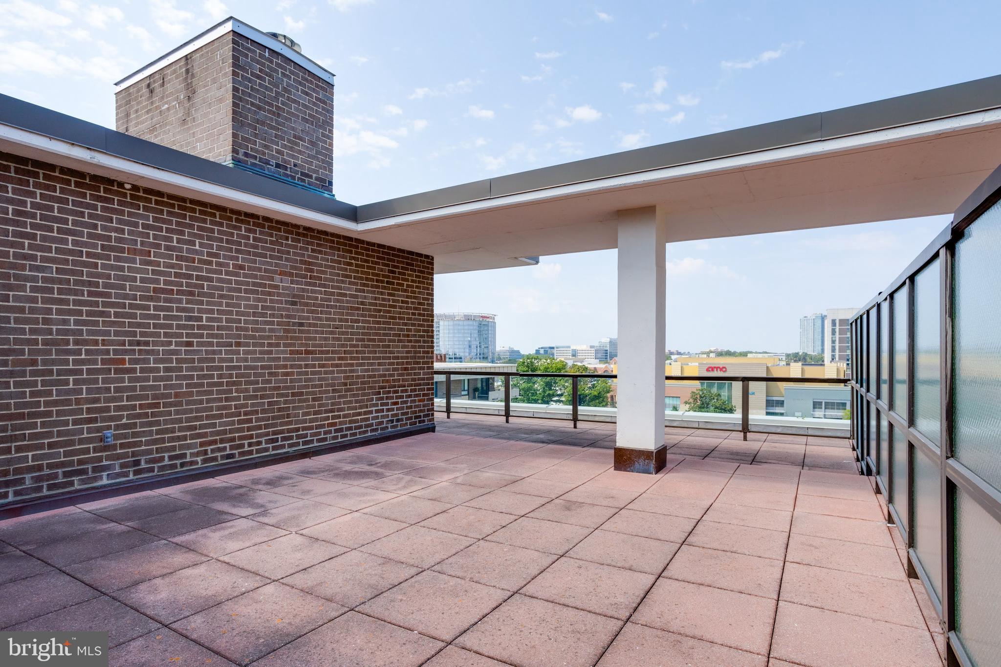 REGENCY AT MCLEAN - Residential