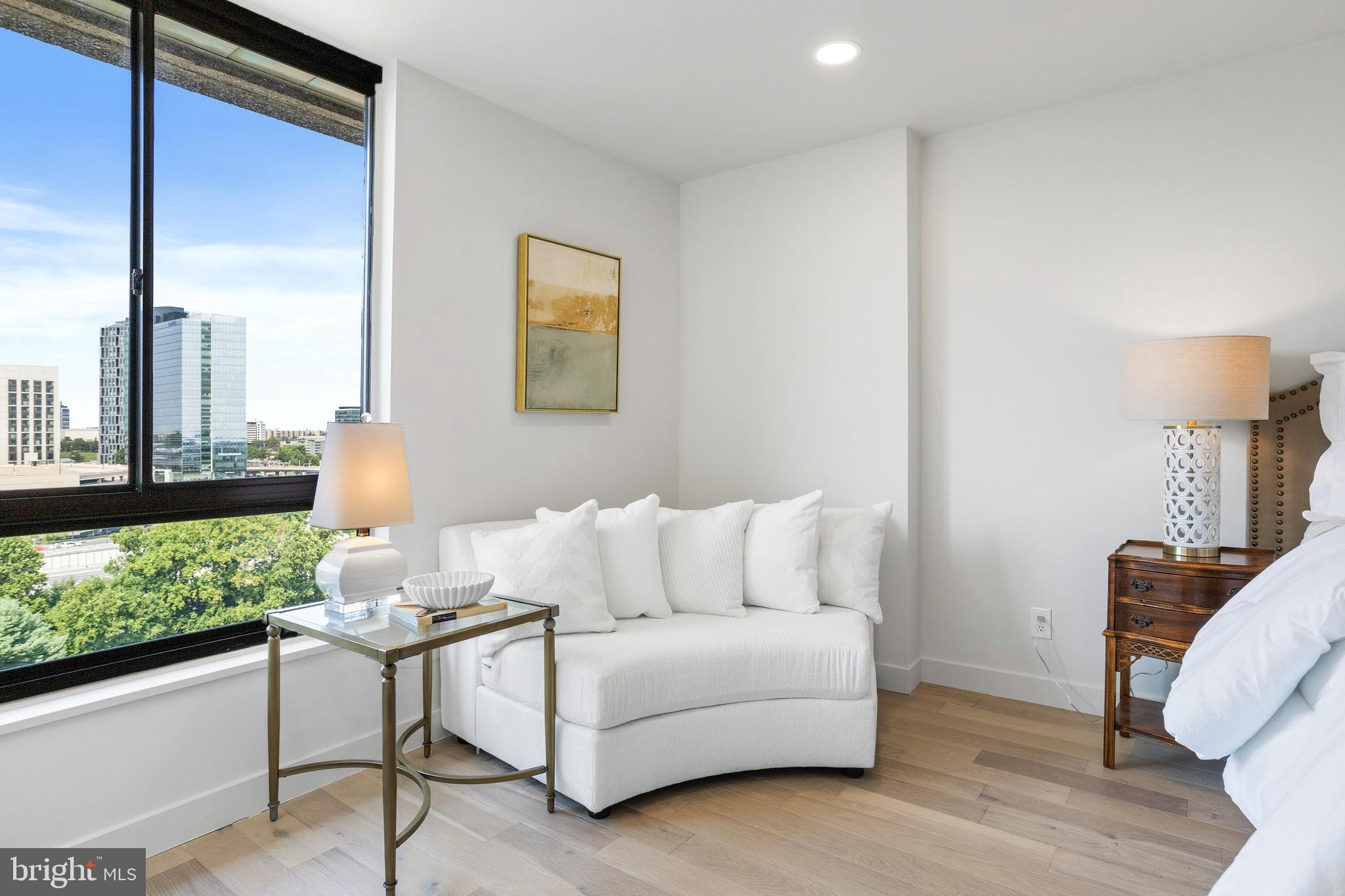 REGENCY AT MCLEAN - Residential