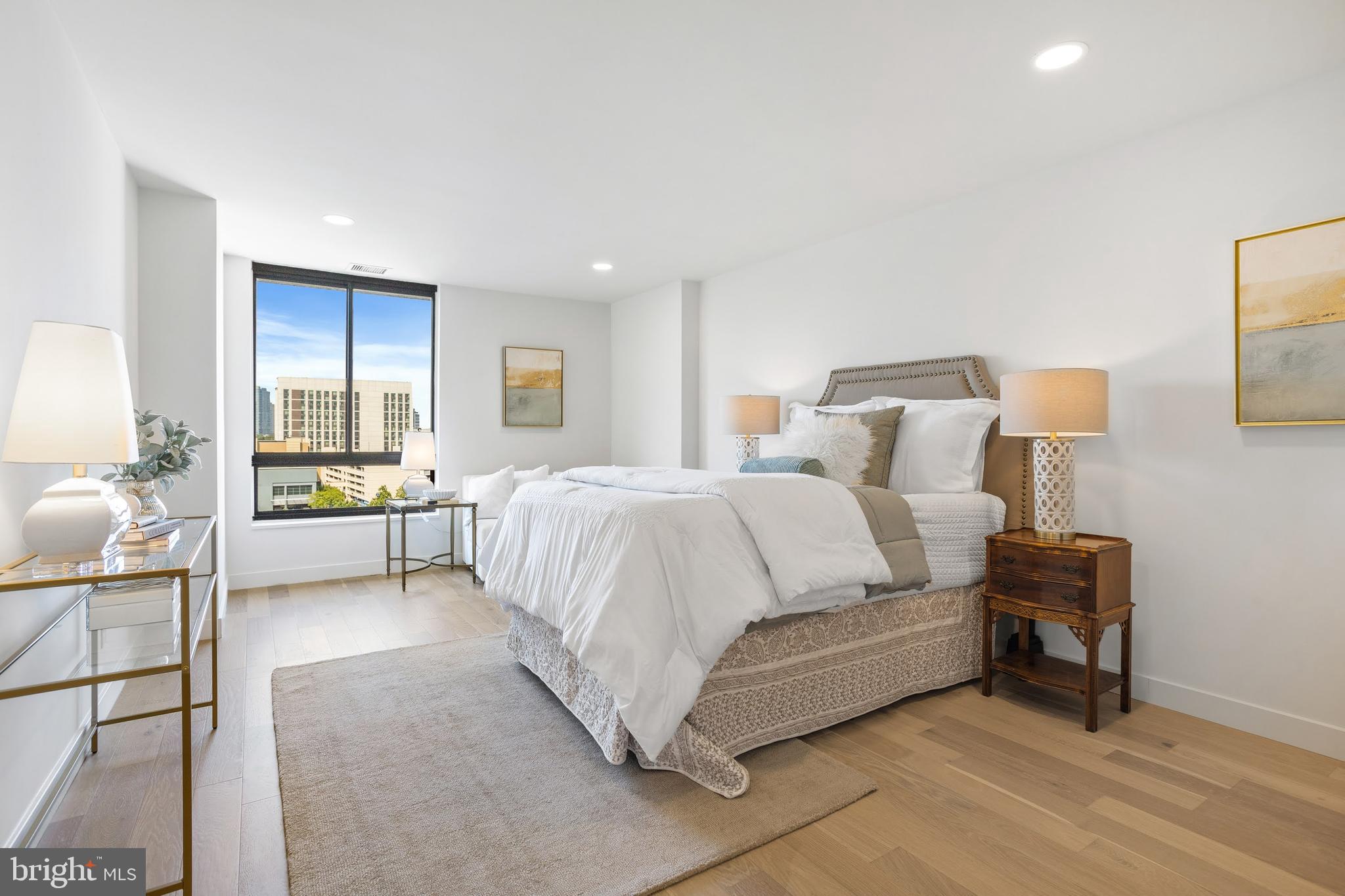 REGENCY AT MCLEAN - Residential