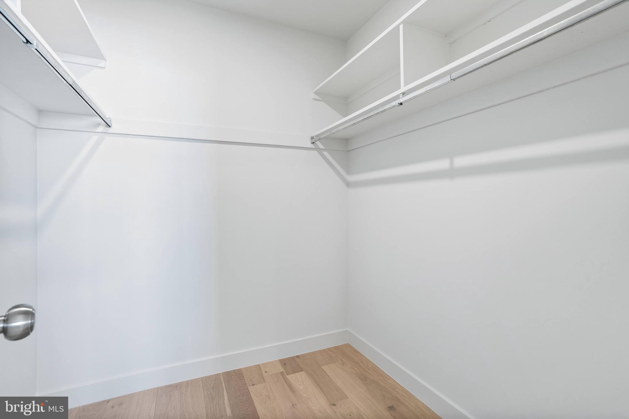 REGENCY AT MCLEAN - Residential