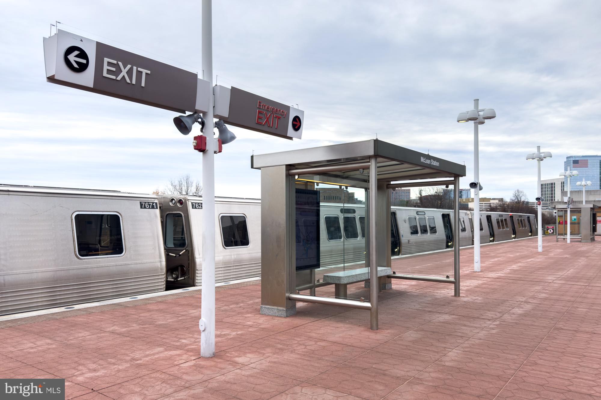 REGENCY AT MCLEAN - Residential