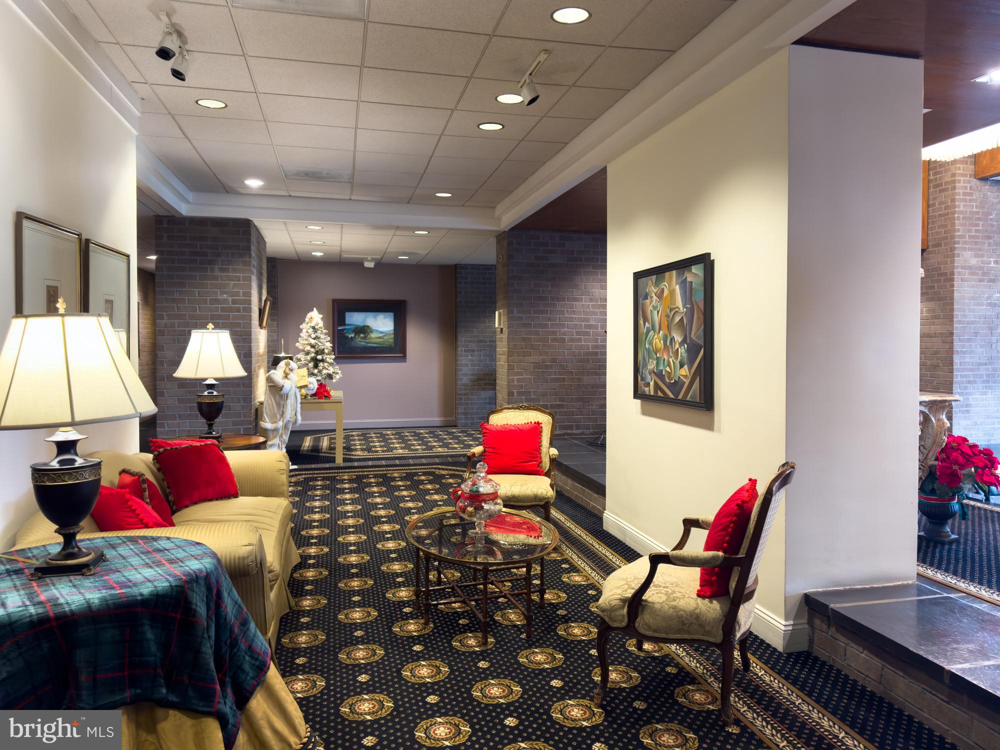 REGENCY AT MCLEAN - Residential