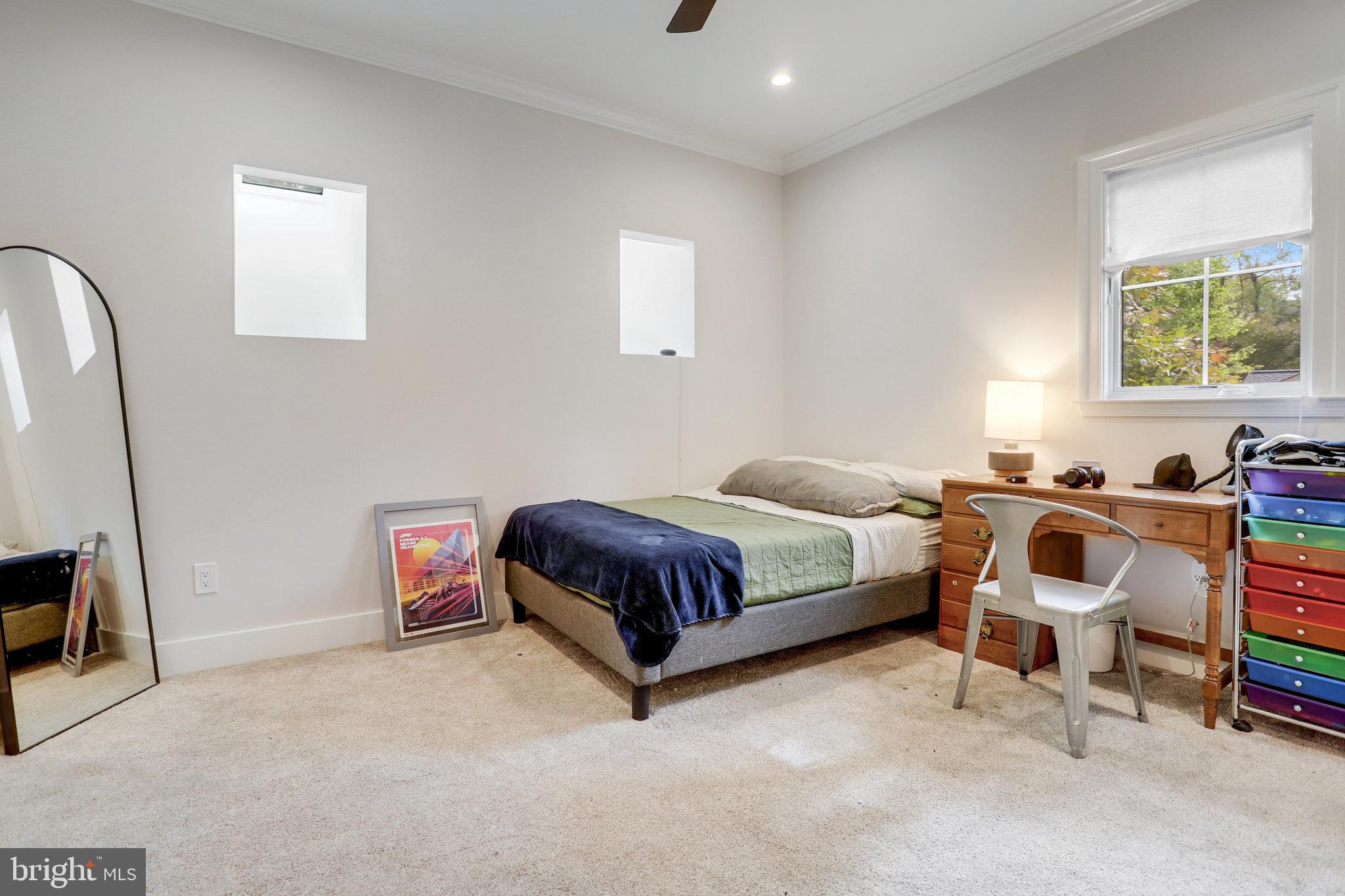 BROADMONT - Residential