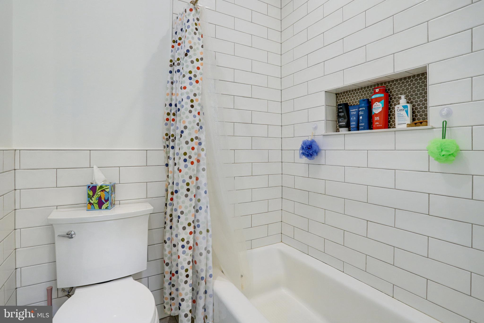 BROADMONT - Residential