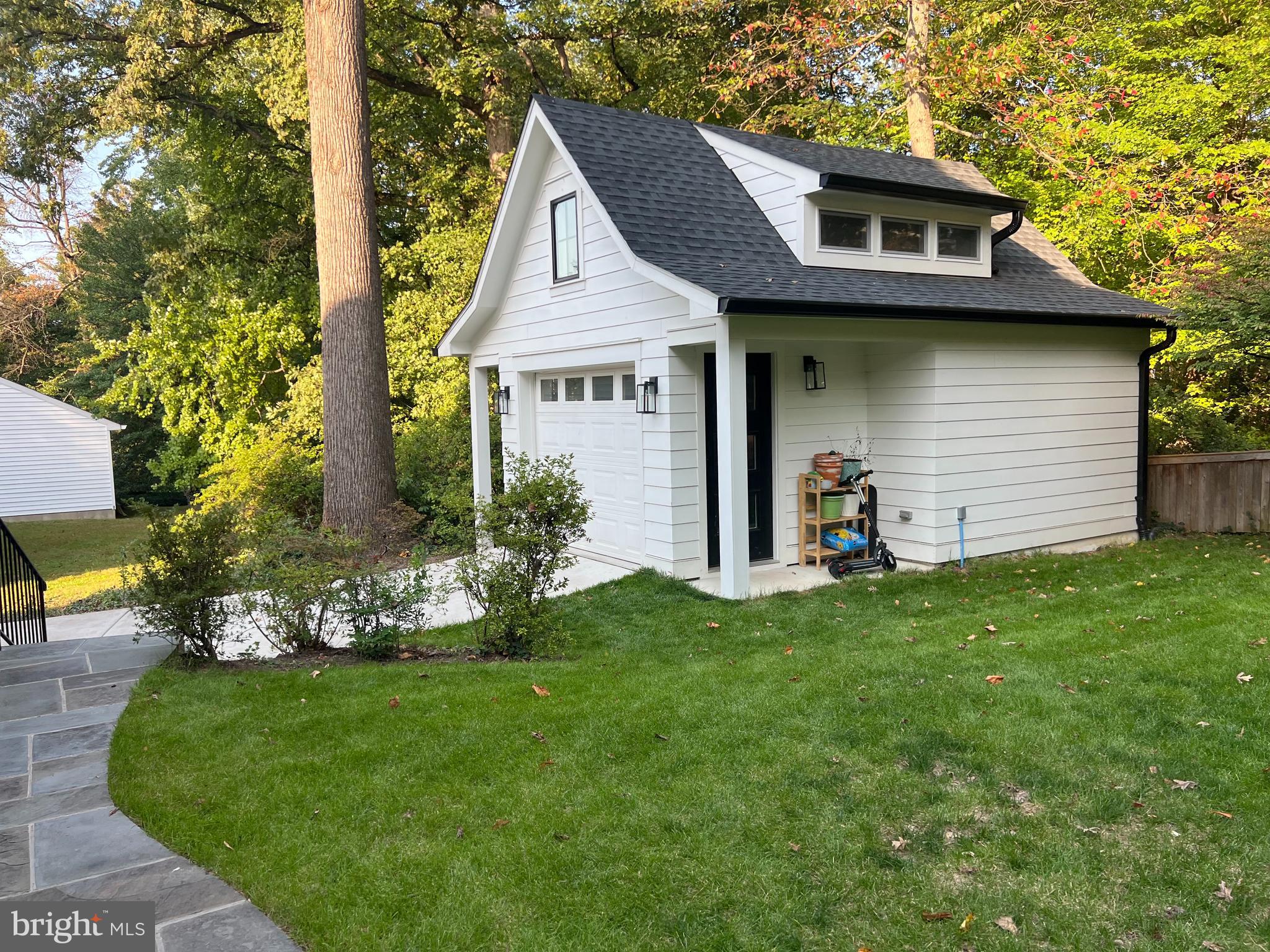 BROADMONT - Residential