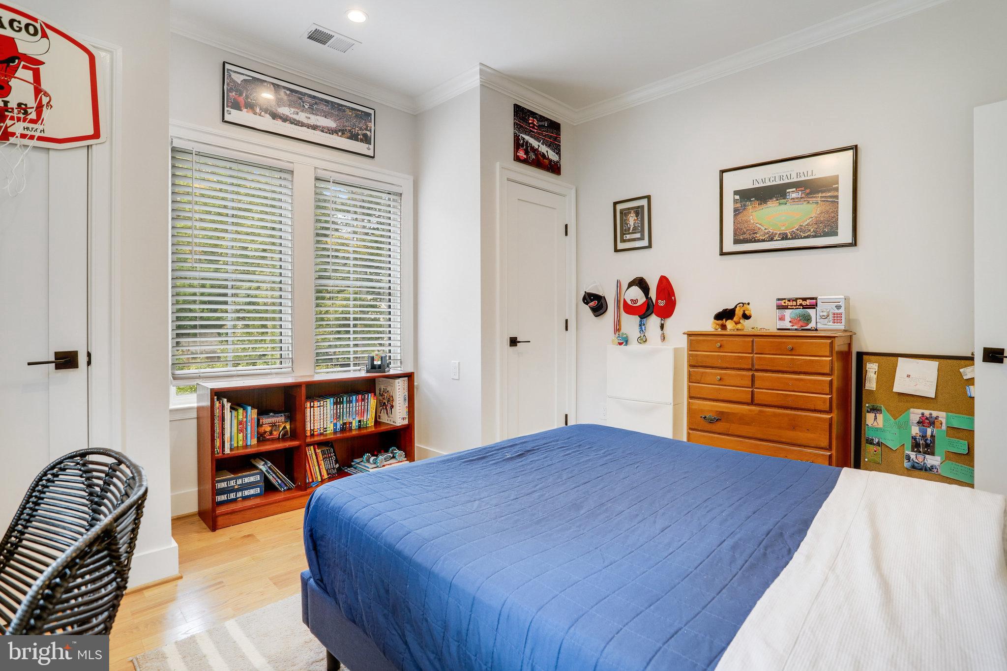 BROADMONT - Residential