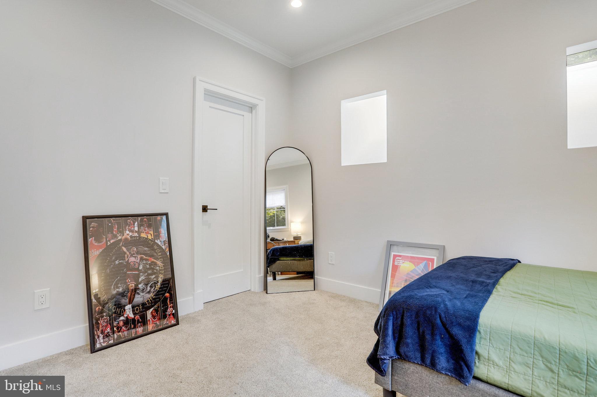 BROADMONT - Residential