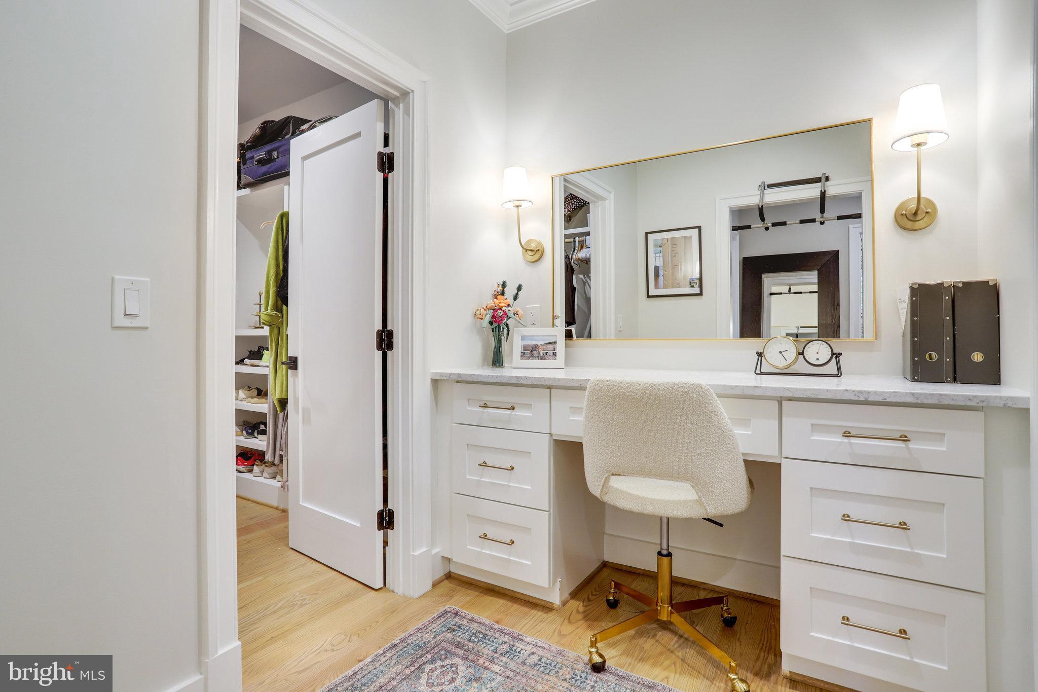 BROADMONT - Residential