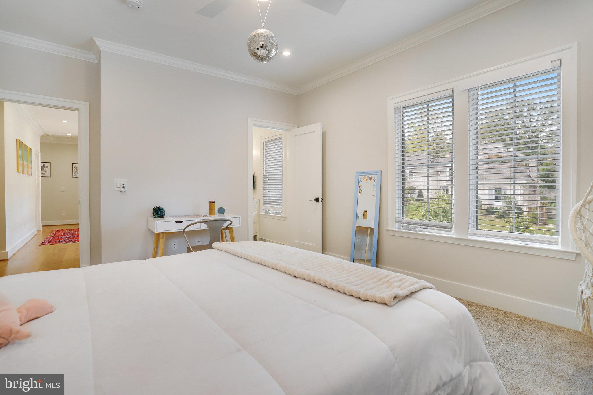 BROADMONT - Residential