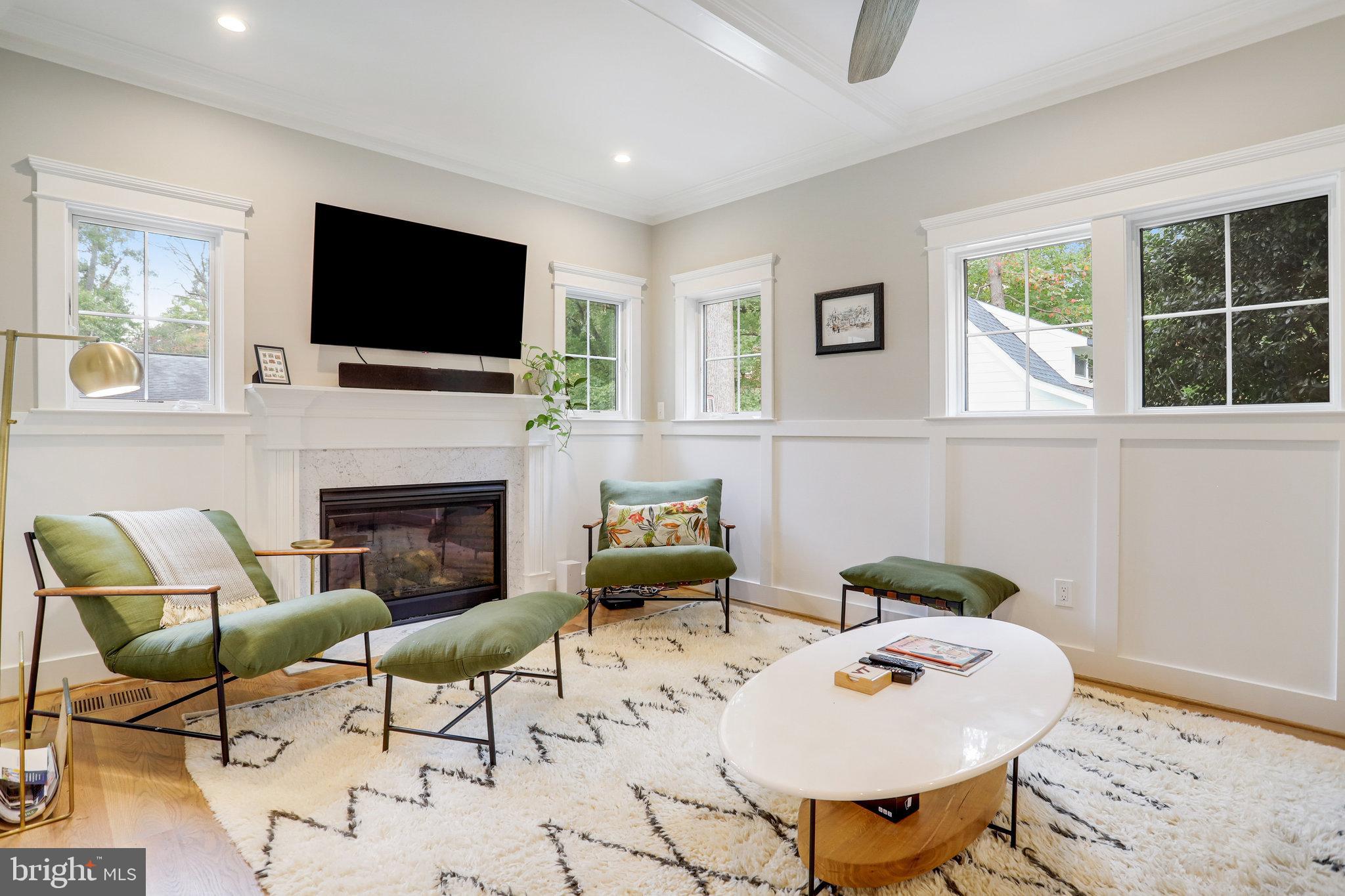 BROADMONT - Residential