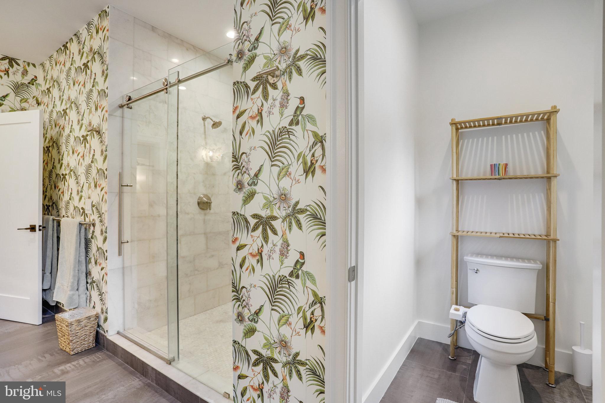 BROADMONT - Residential