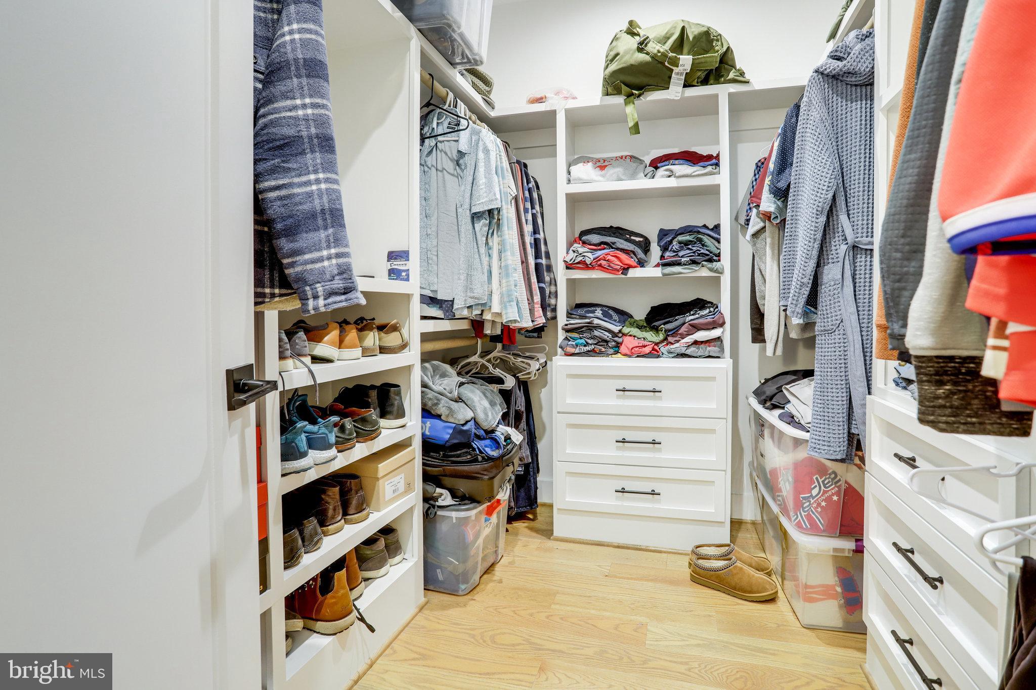 BROADMONT - Residential