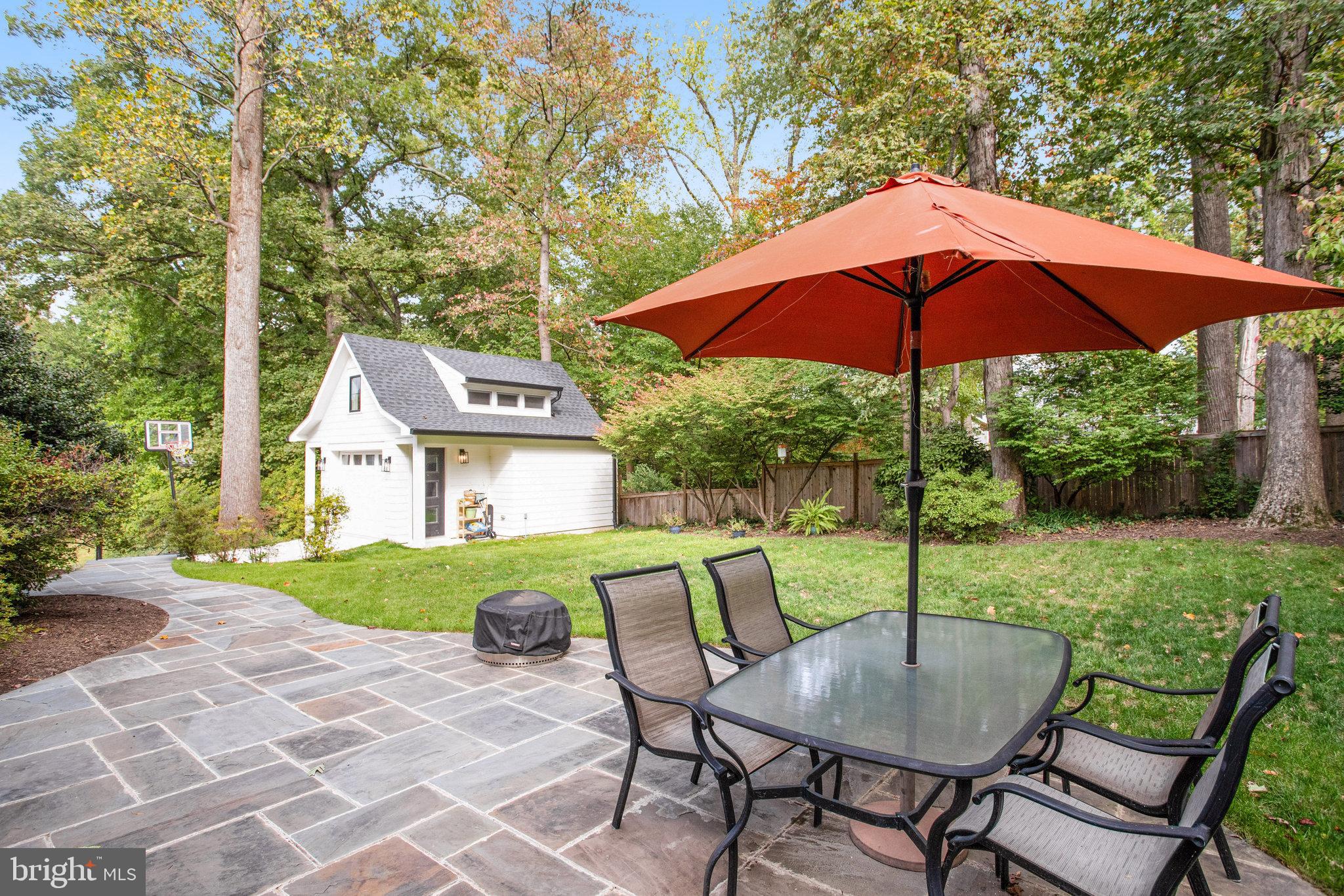 BROADMONT - Residential