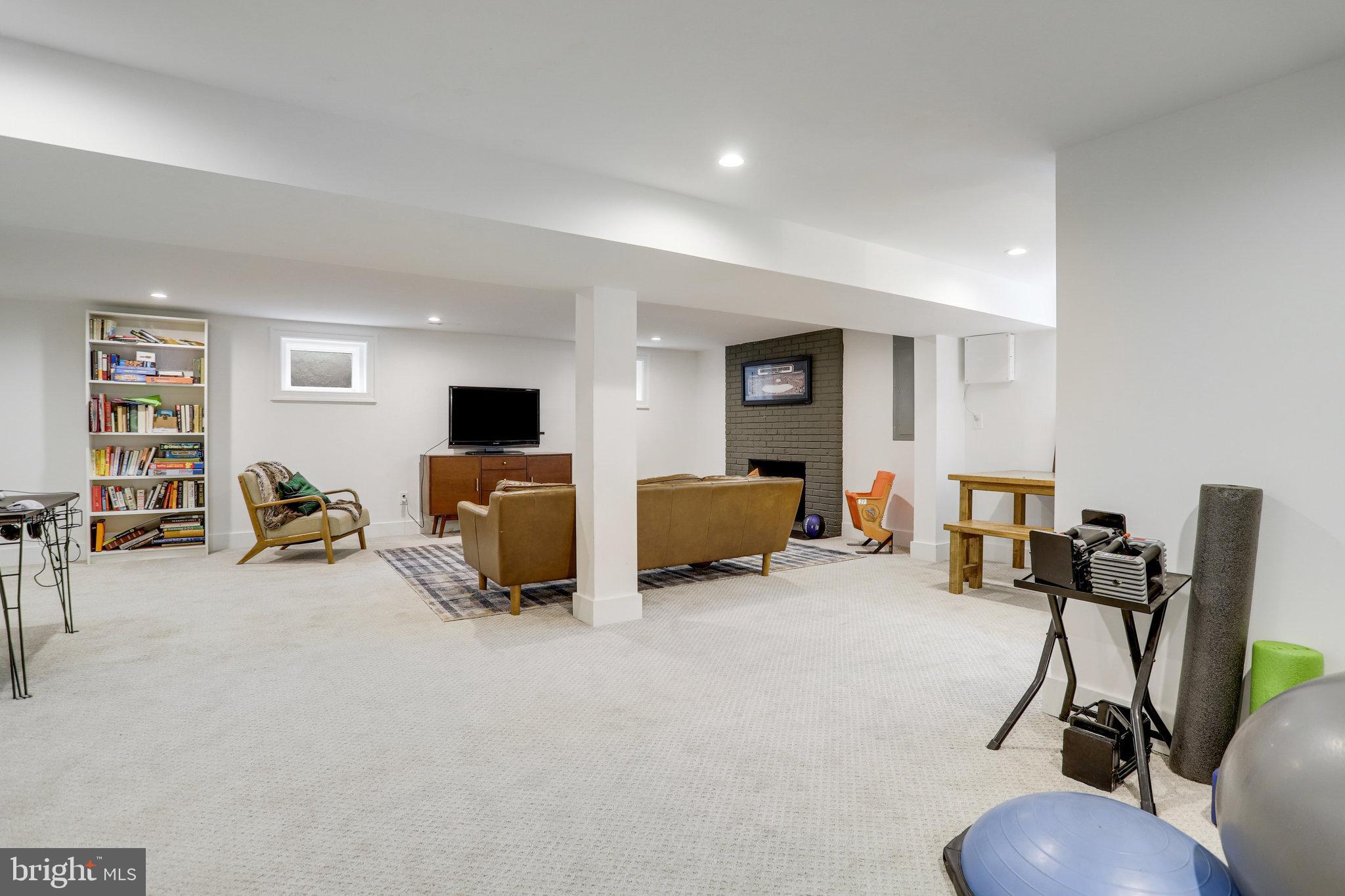 BROADMONT - Residential