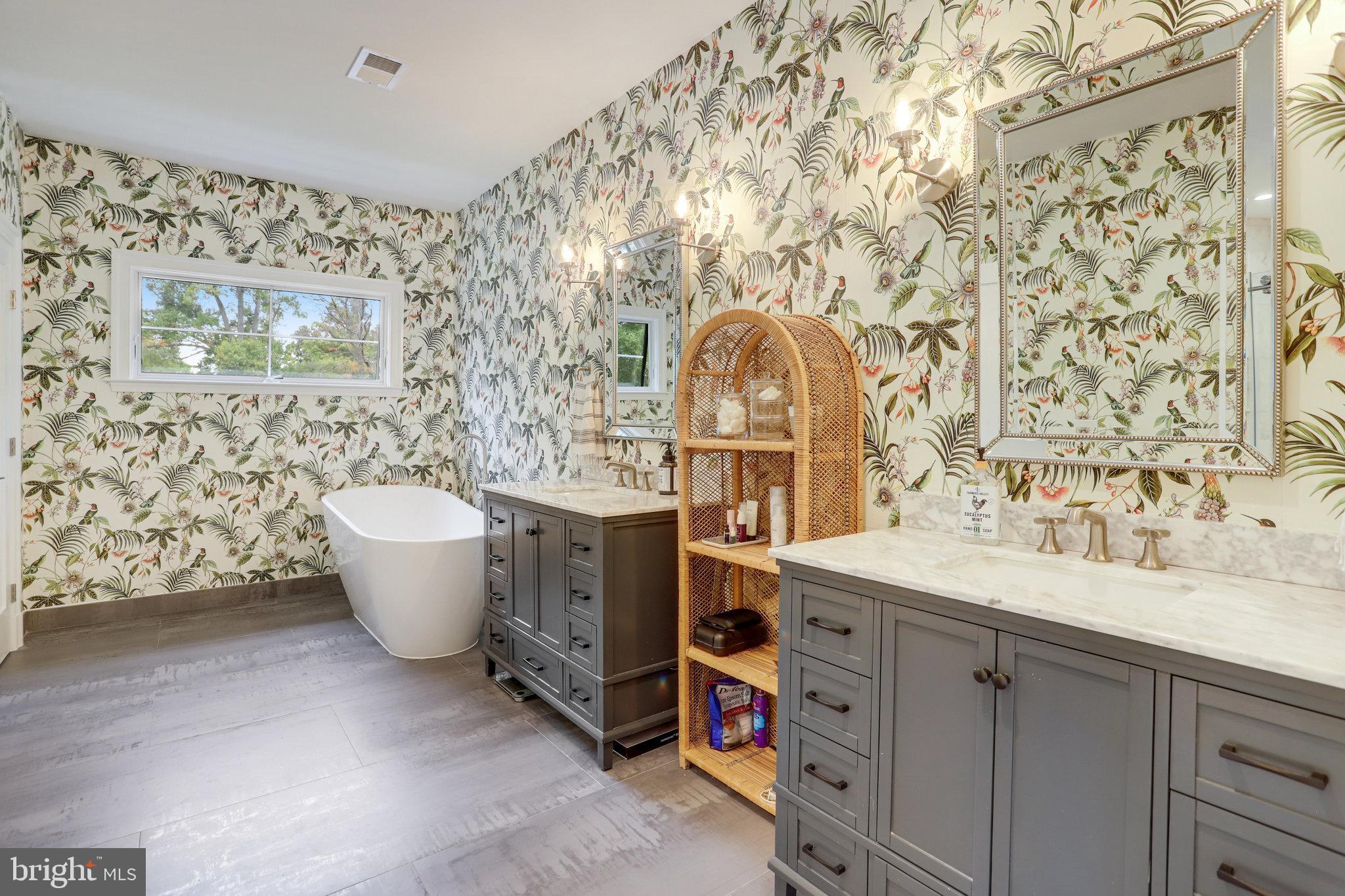 BROADMONT - Residential