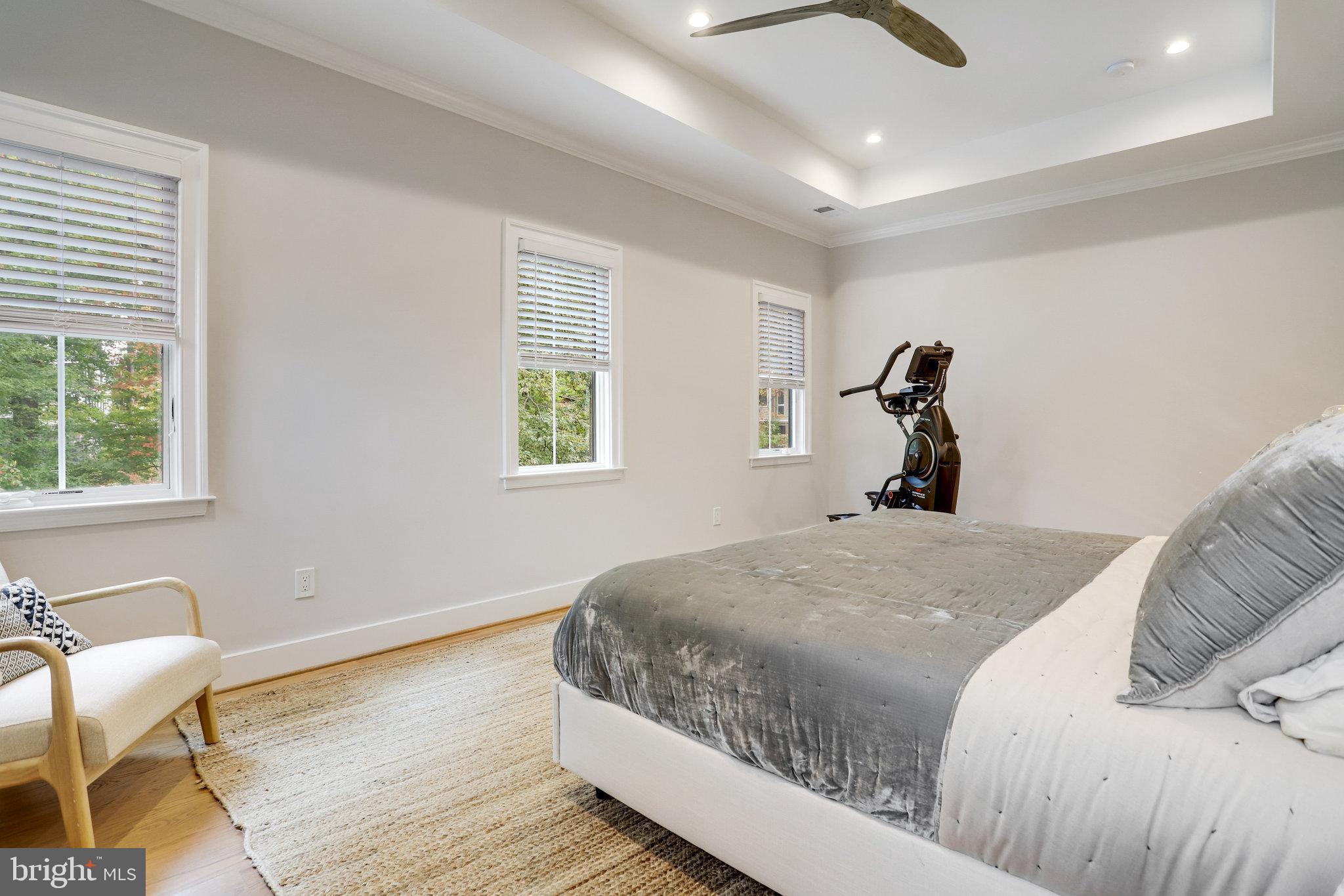 BROADMONT - Residential