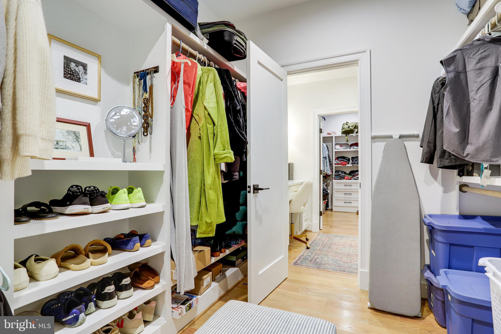 BROADMONT - Residential