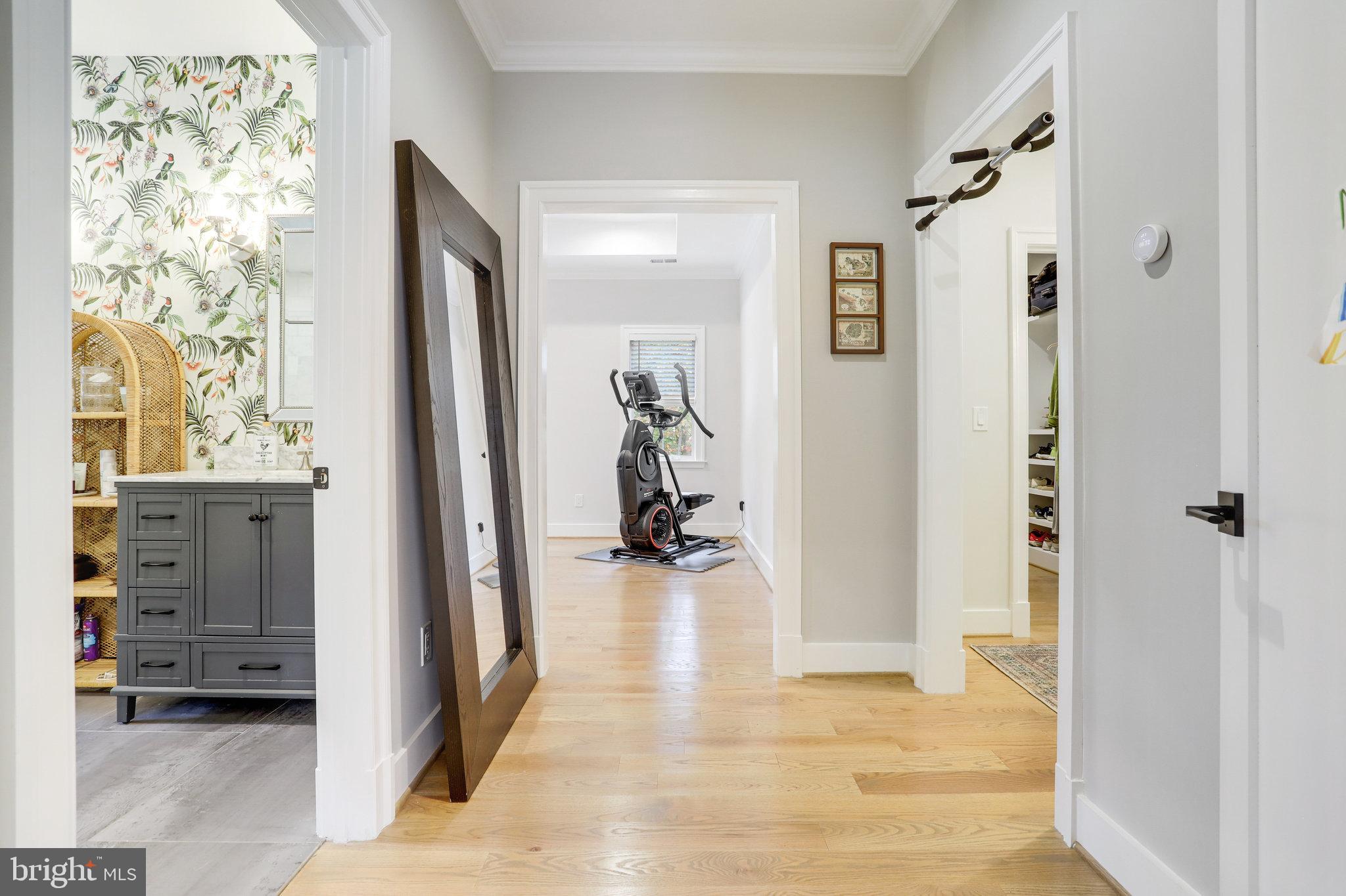 BROADMONT - Residential