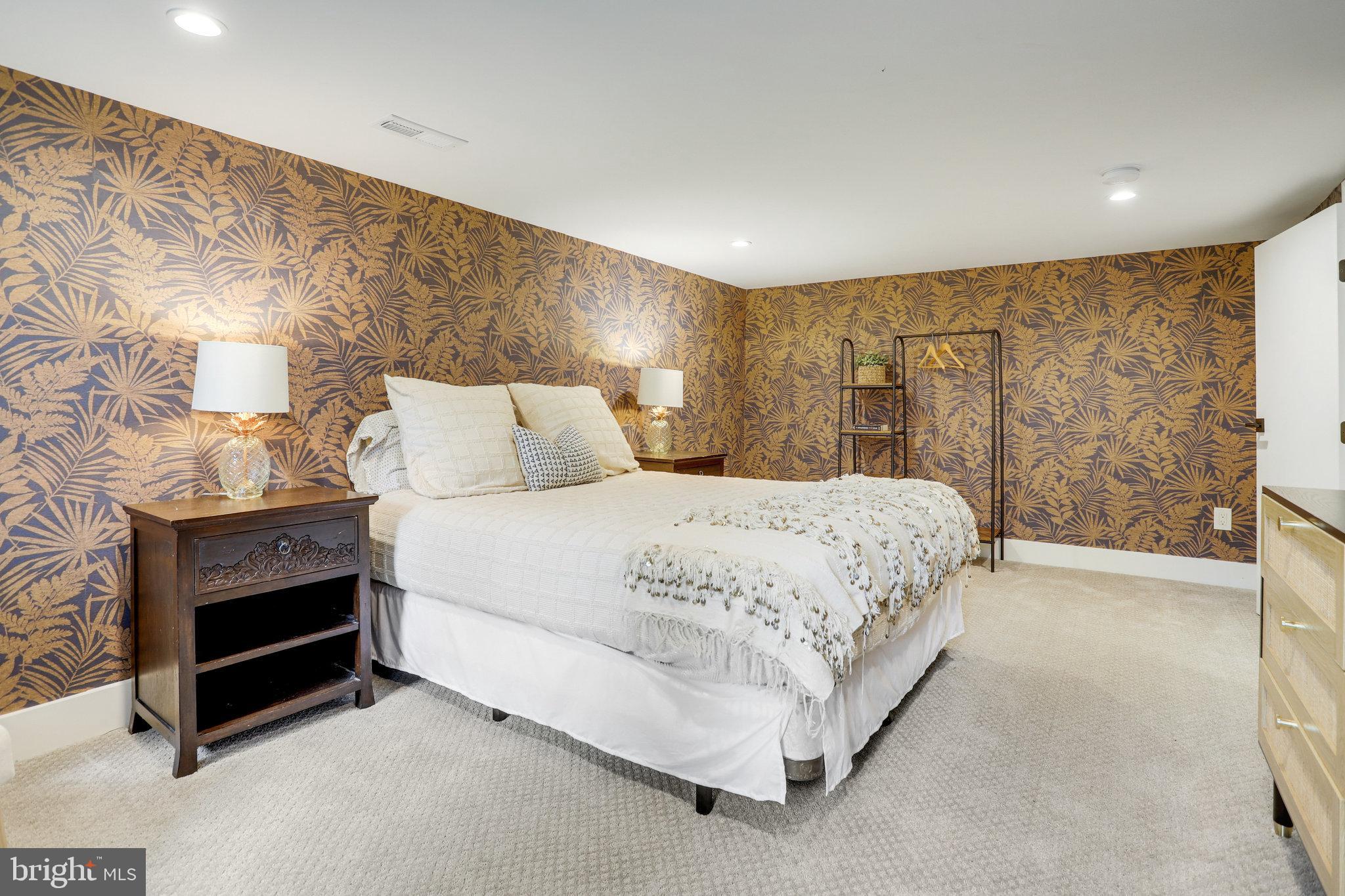 BROADMONT - Residential