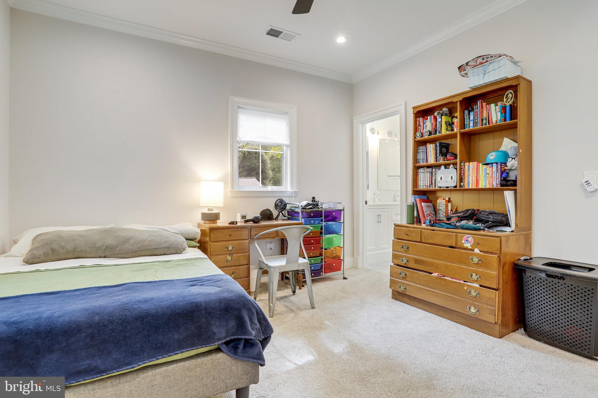 BROADMONT - Residential