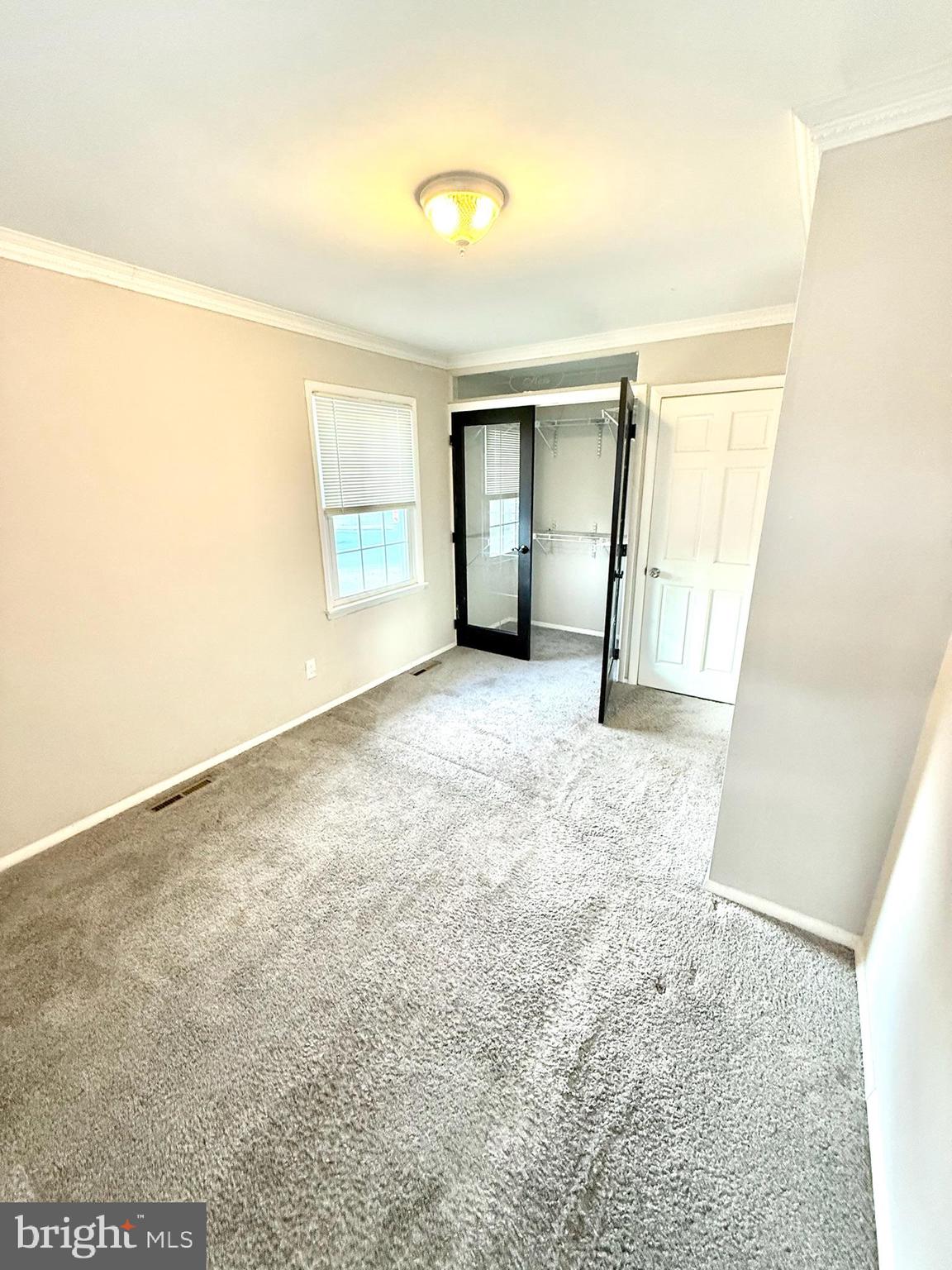 CATONSVILLE MANOR - Residential