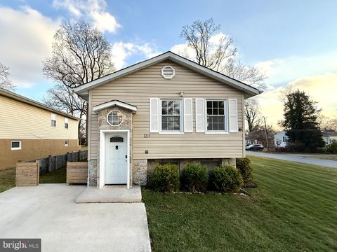 Homes For Sale - 1215 Kent Ave<br/> GWYNN OAK, MD 21207