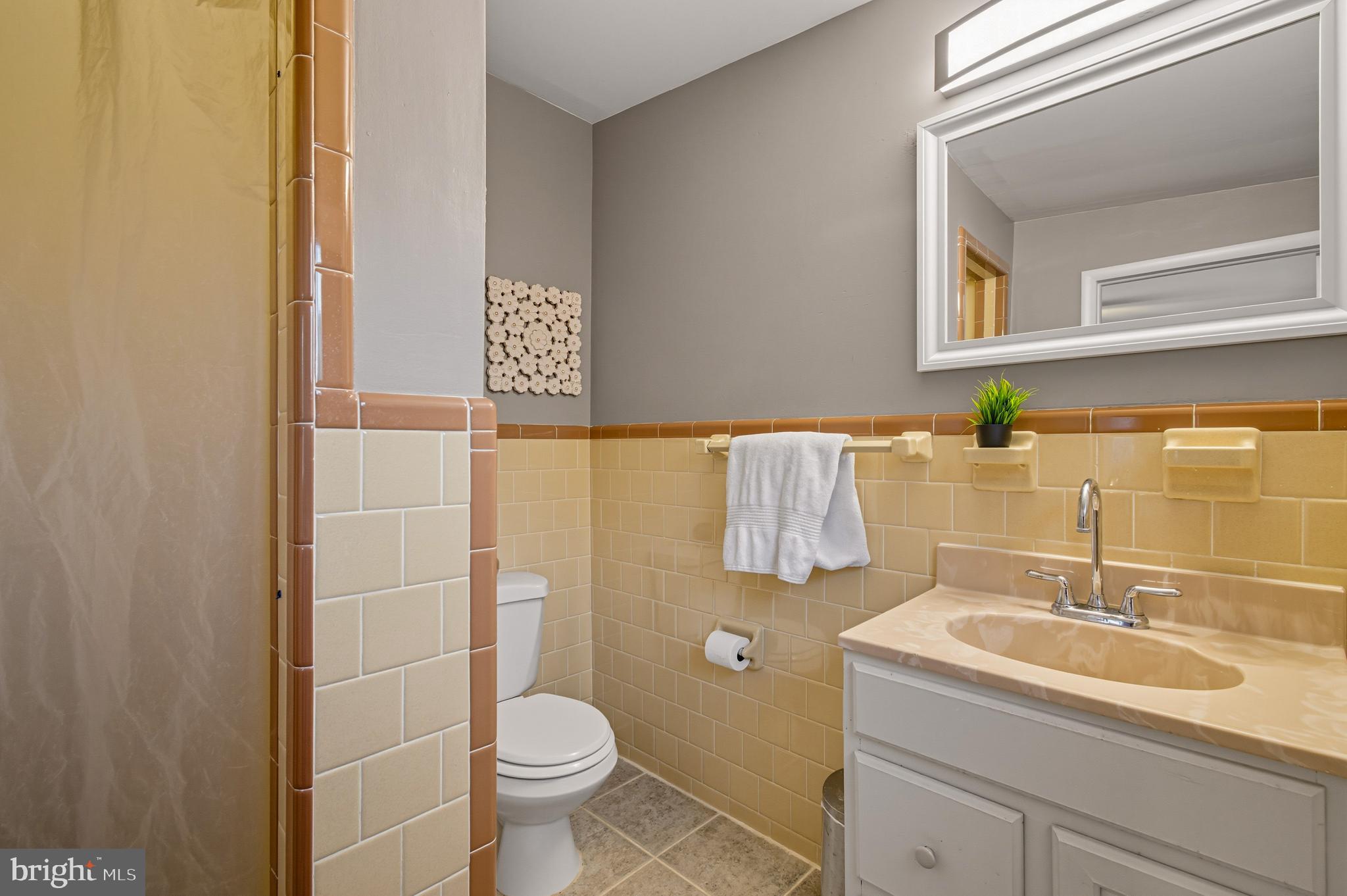 WEST FRIENDSHIP - Residential