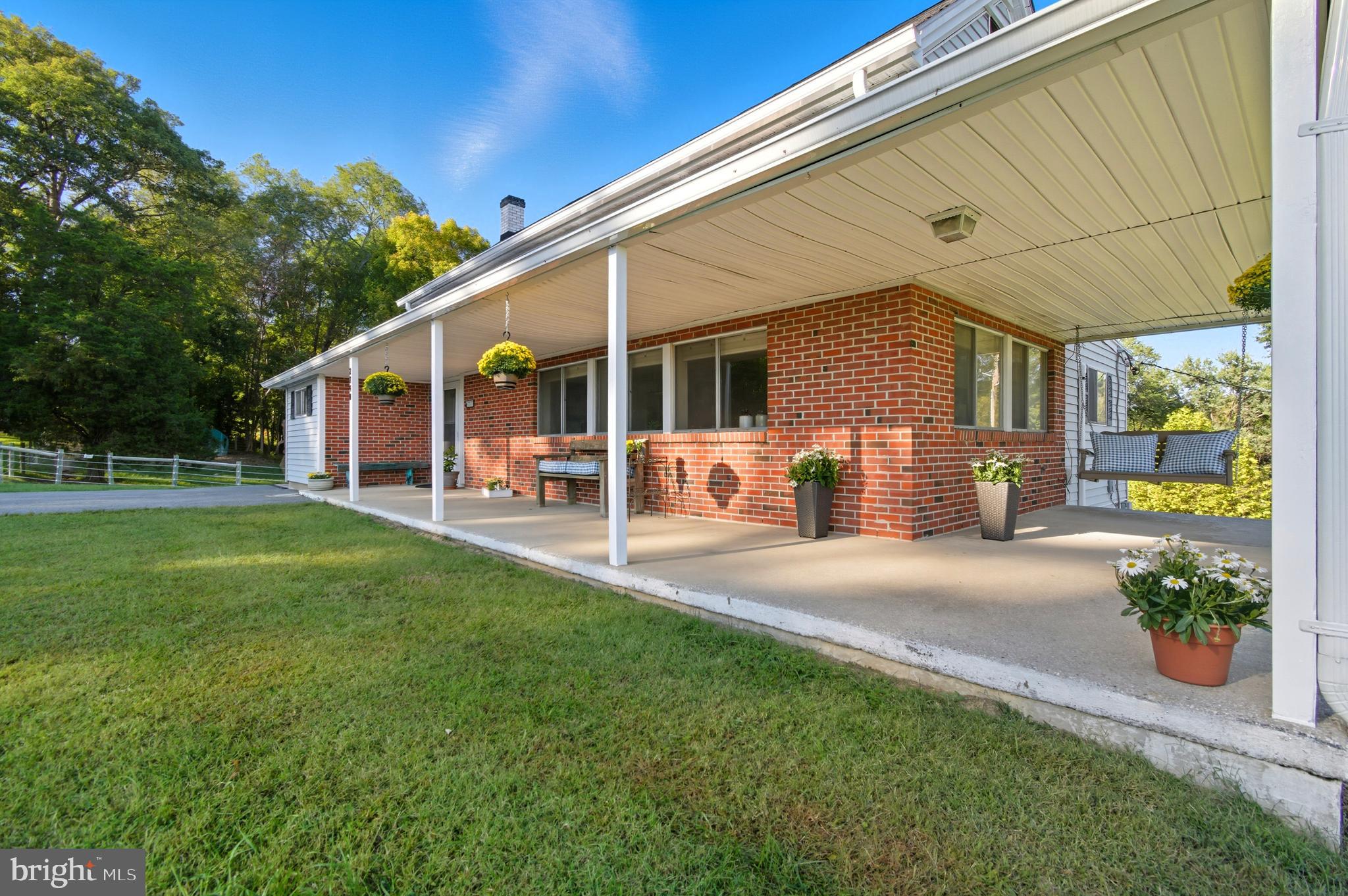 WEST FRIENDSHIP - Residential