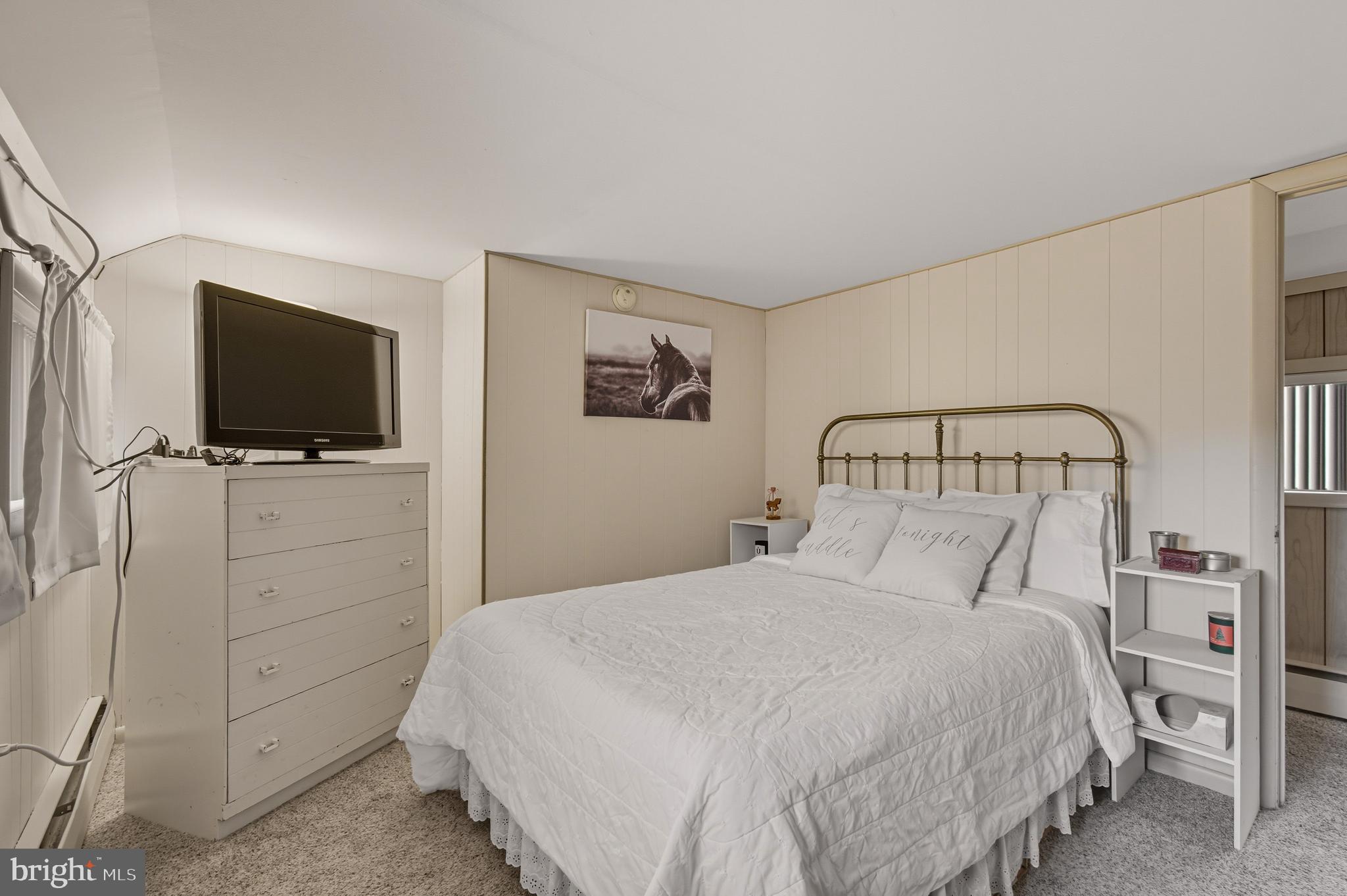 WEST FRIENDSHIP - Residential