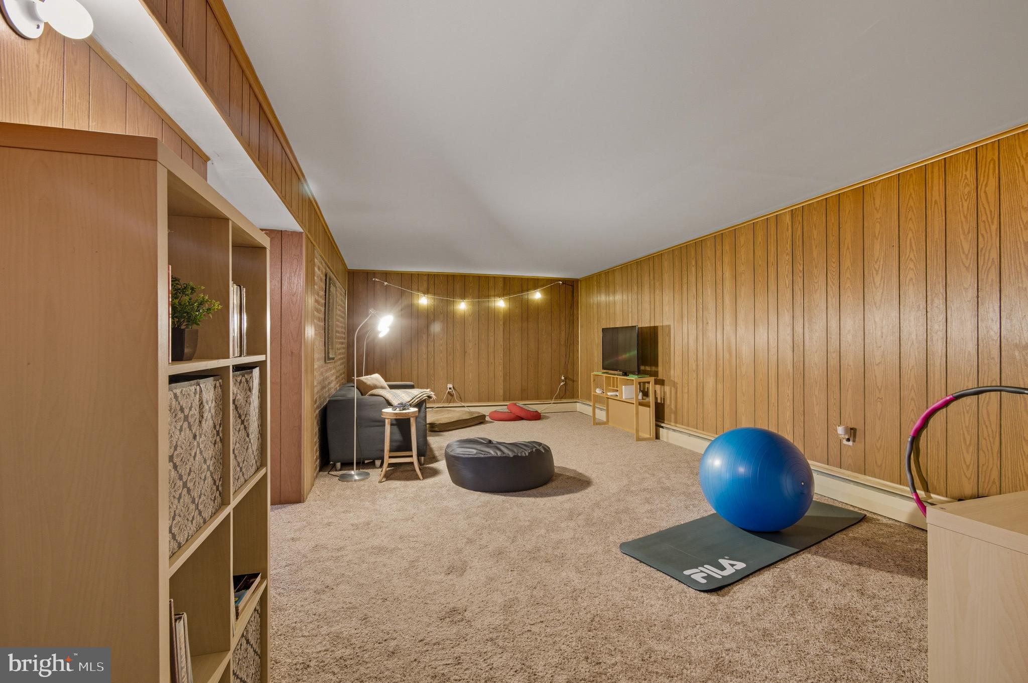 WEST FRIENDSHIP - Residential