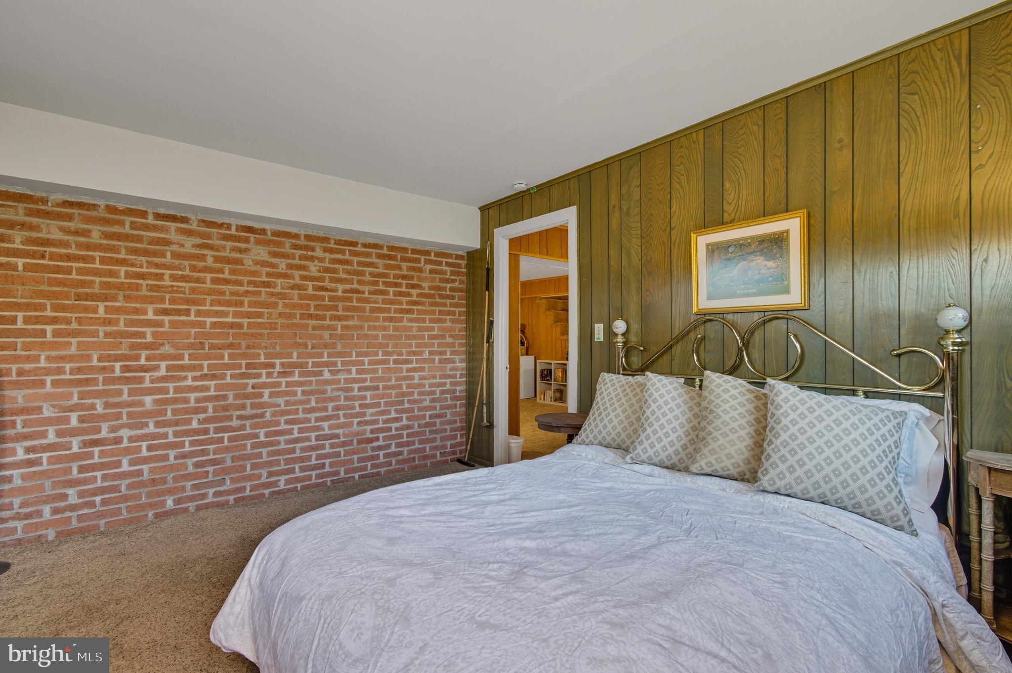 WEST FRIENDSHIP - Residential