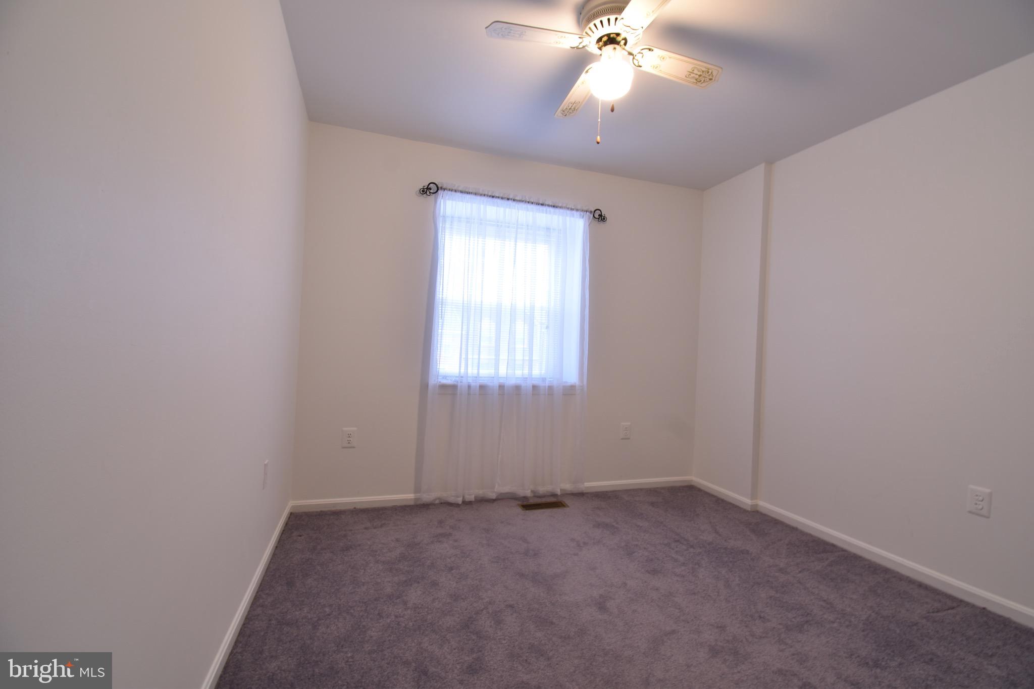 WILLOW HILLS - Residential