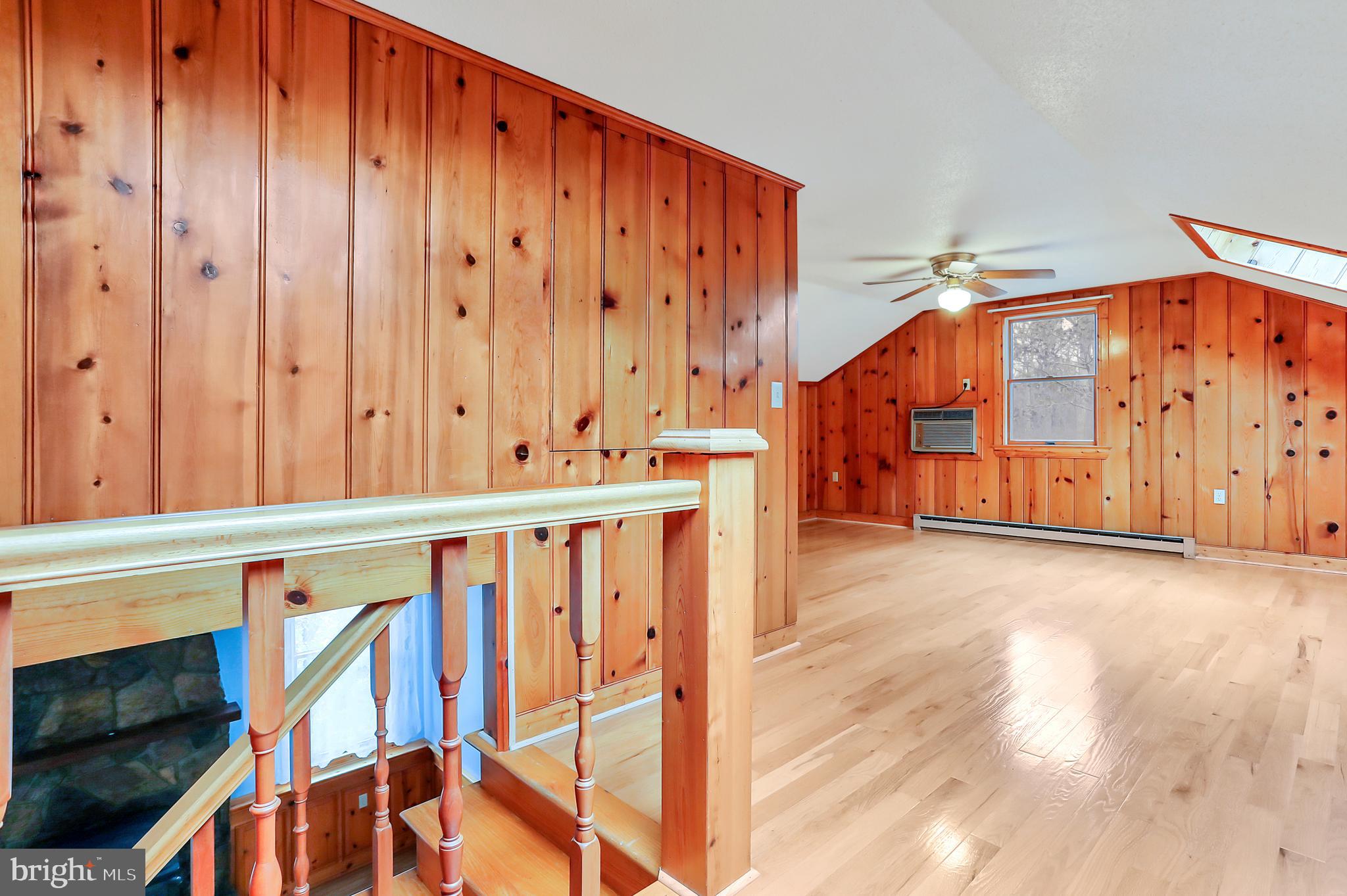 LAKEWOOD ACRES - Residential