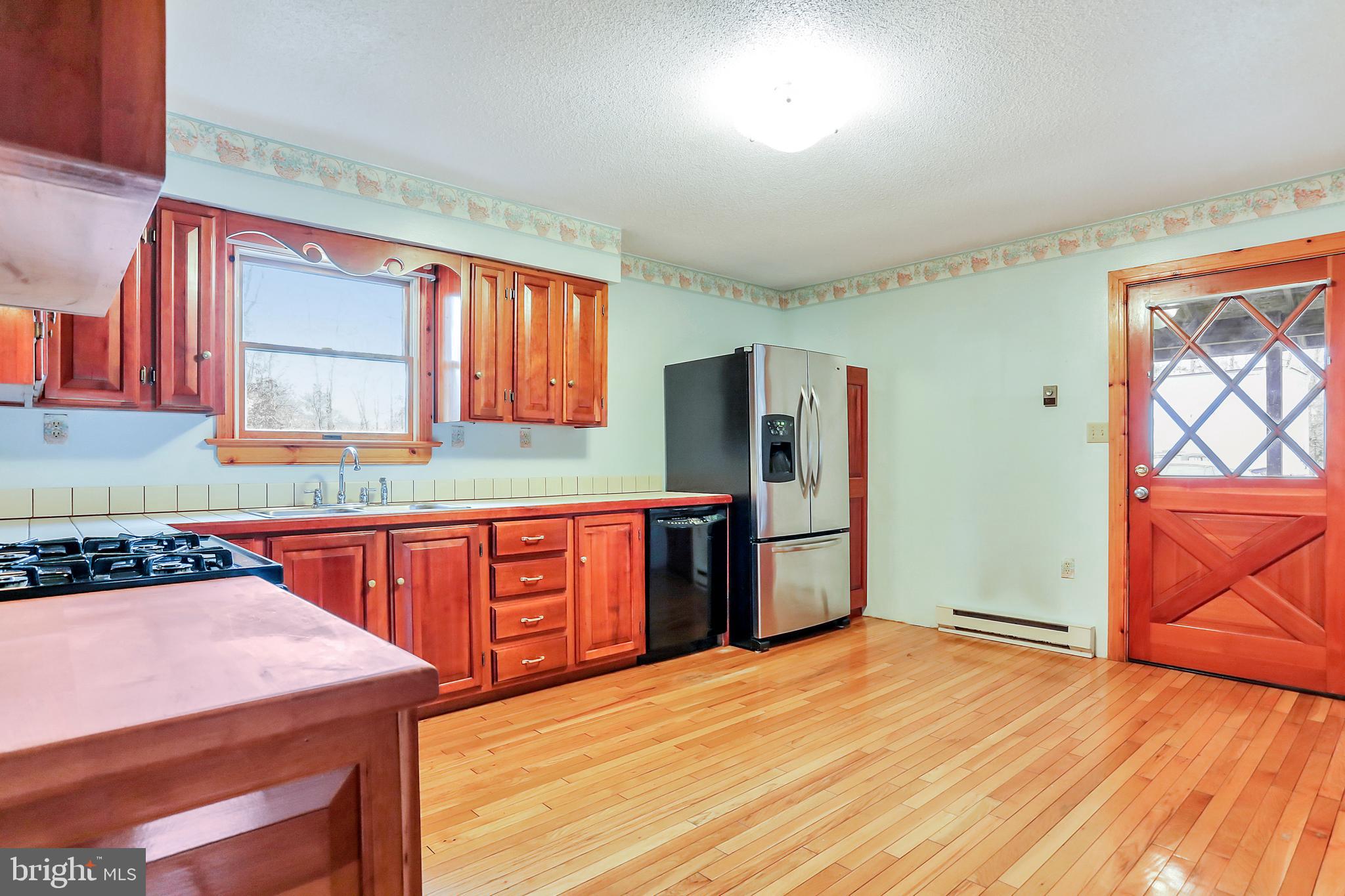 LAKEWOOD ACRES - Residential