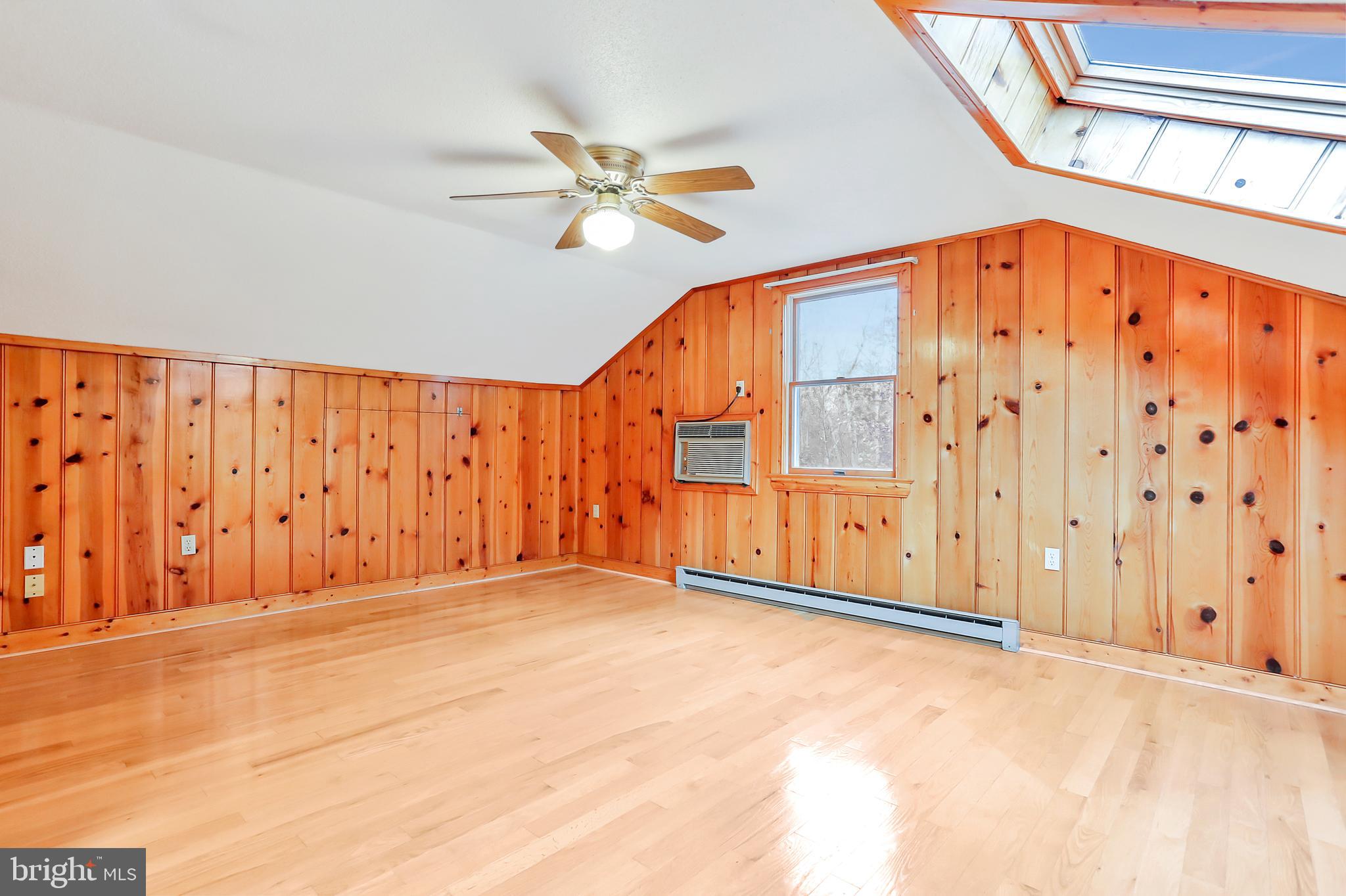 LAKEWOOD ACRES - Residential