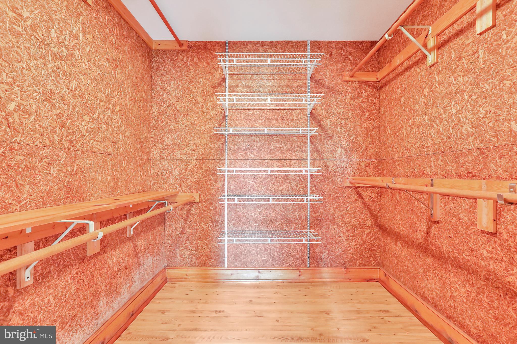 LAKEWOOD ACRES - Residential