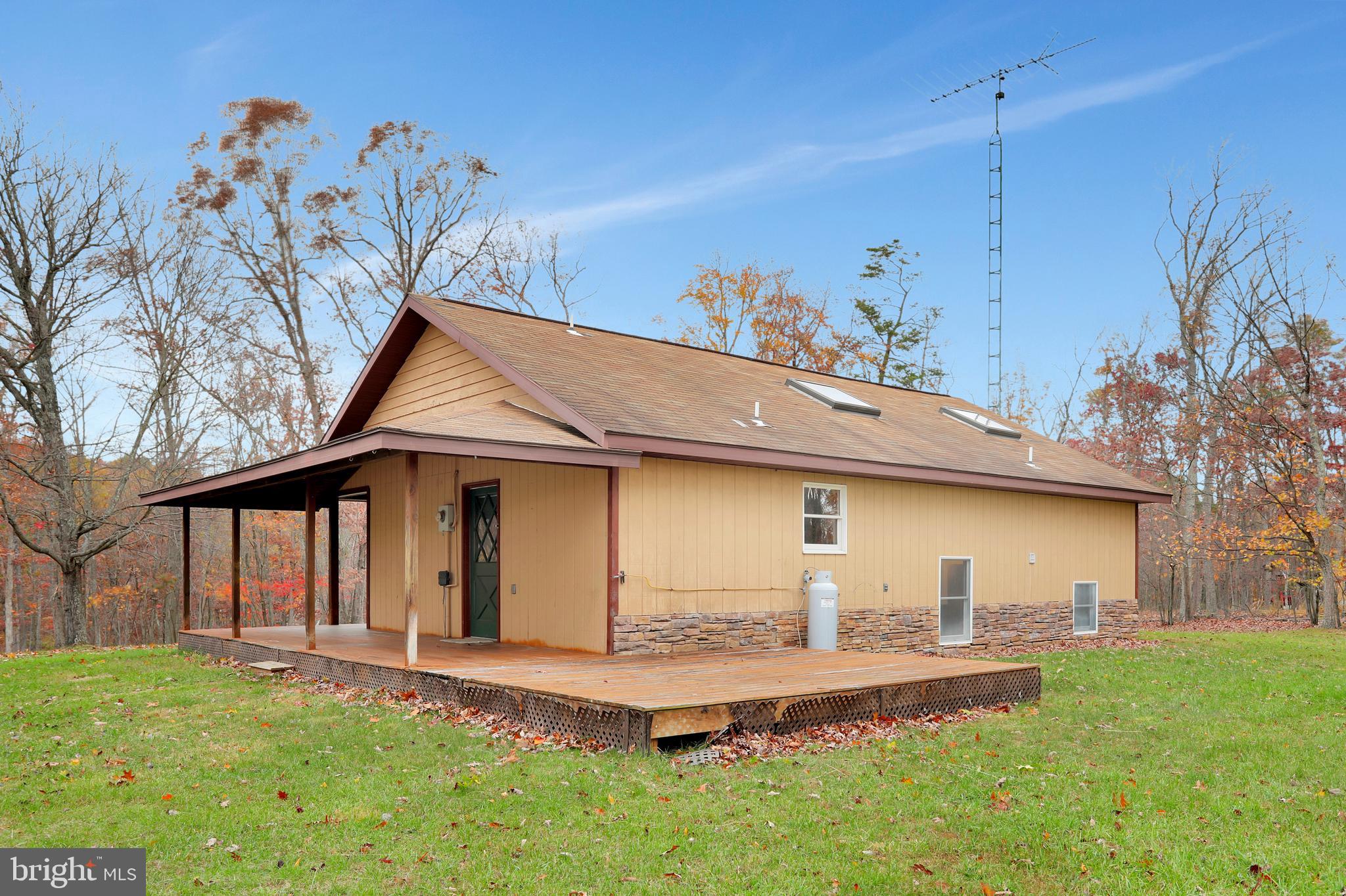 LAKEWOOD ACRES - Residential