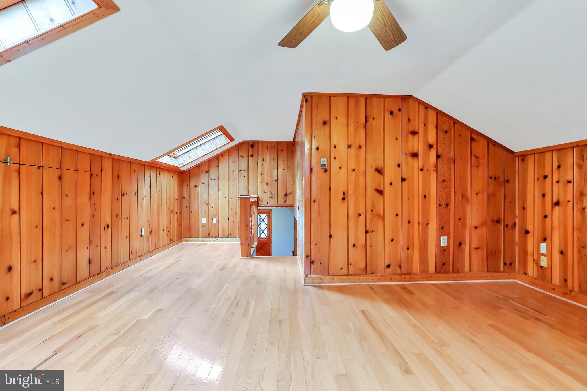 LAKEWOOD ACRES - Residential