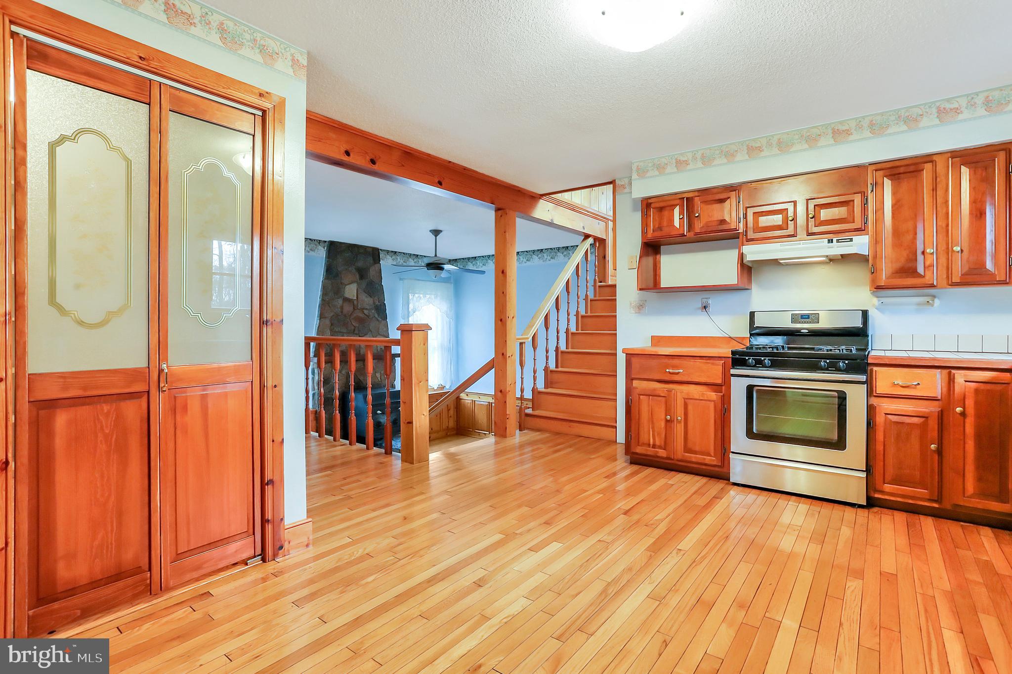 LAKEWOOD ACRES - Residential