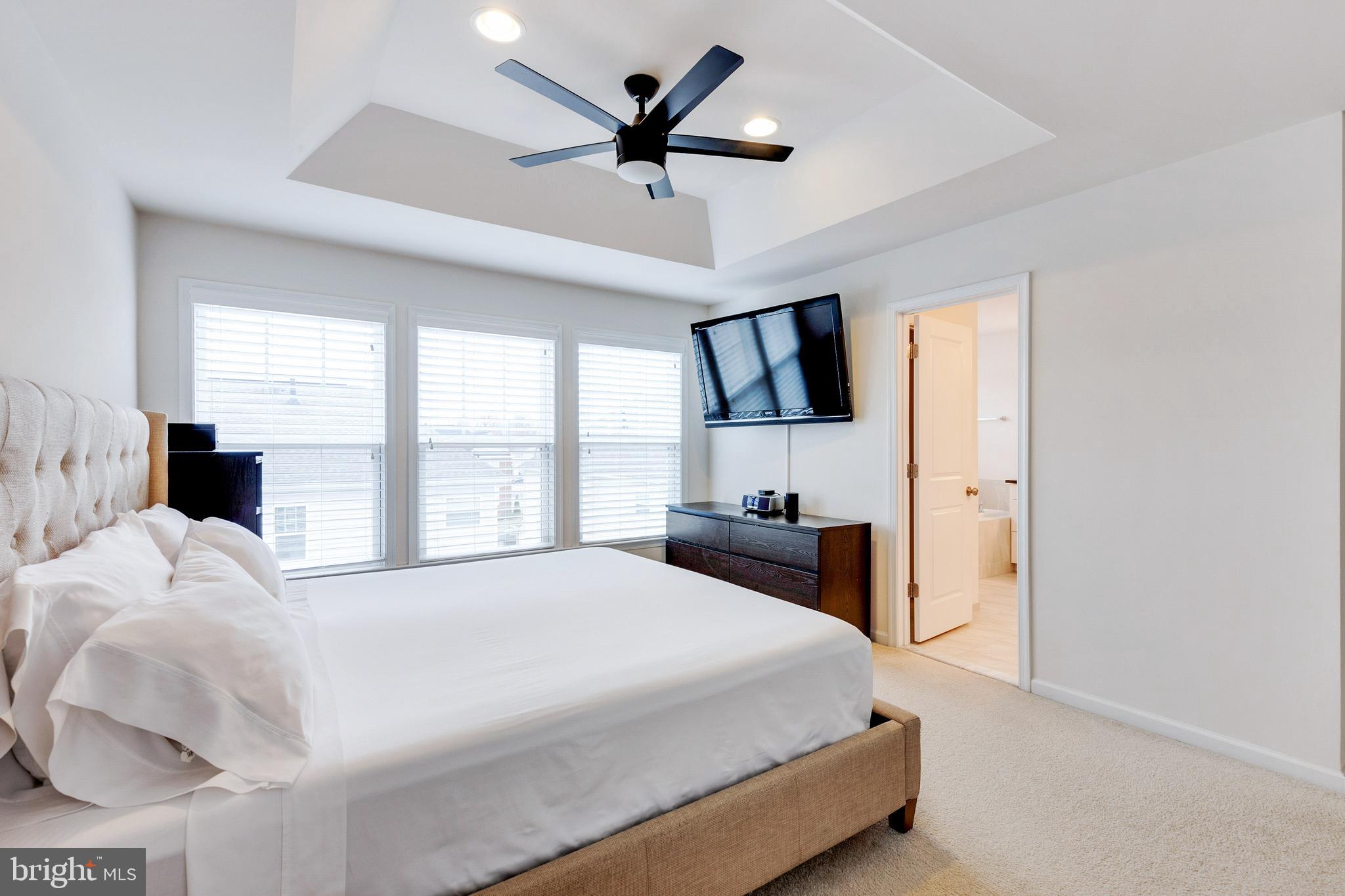 EASTVIEW AT STONE RIDGE - Residential