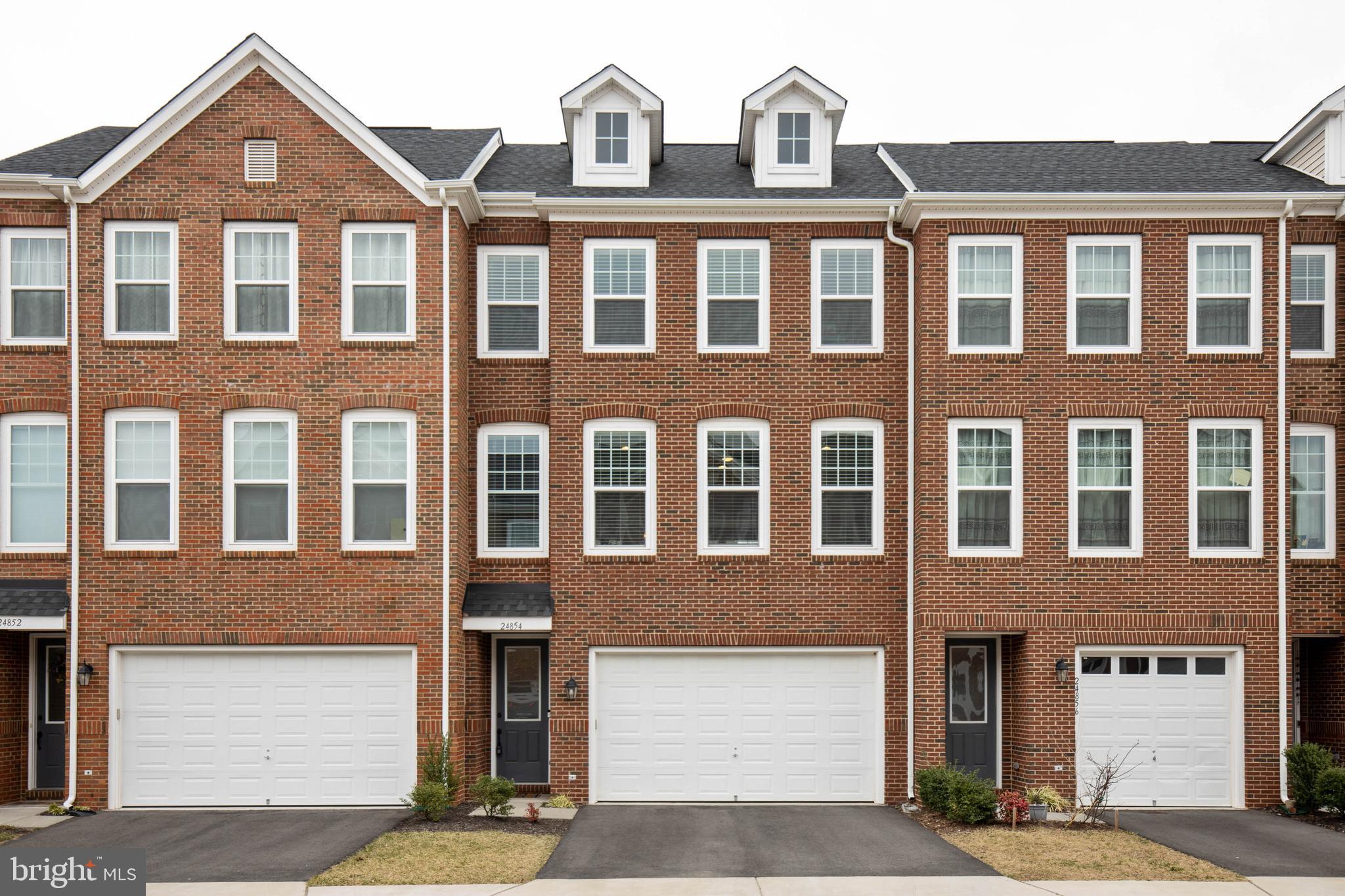 EASTVIEW AT STONE RIDGE - Residential