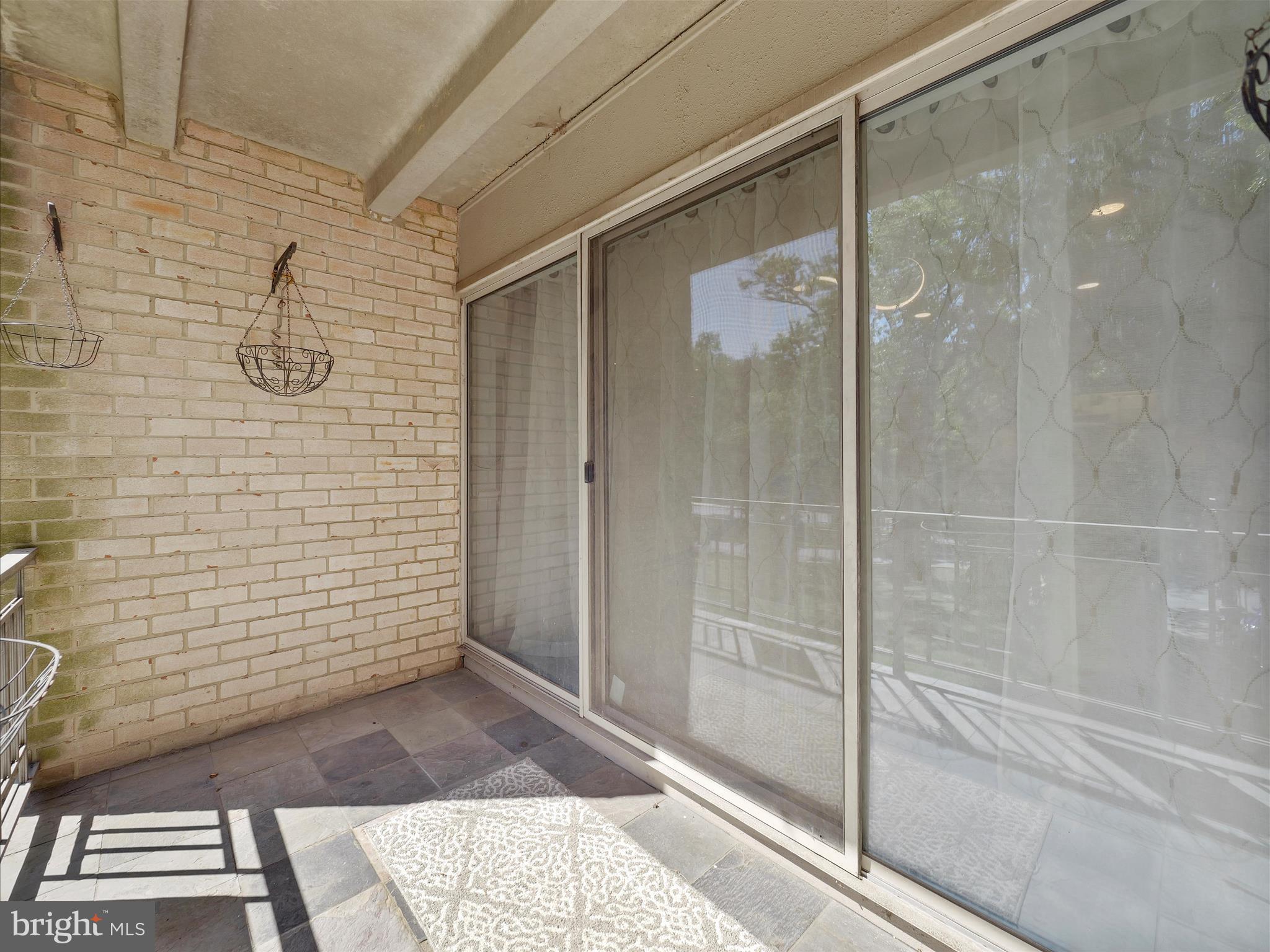 BETHESDA PARK - Residential