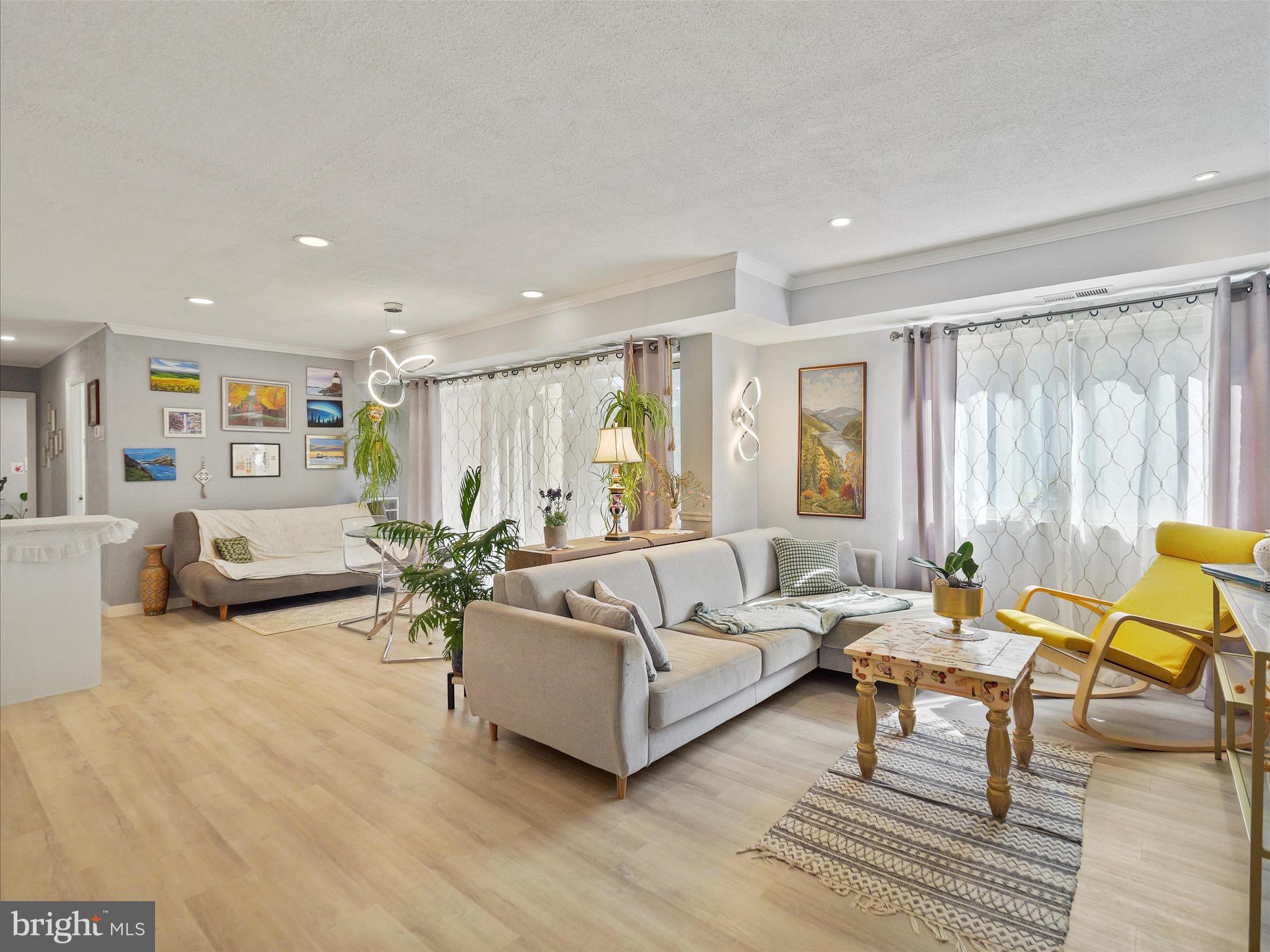 BETHESDA PARK - Residential